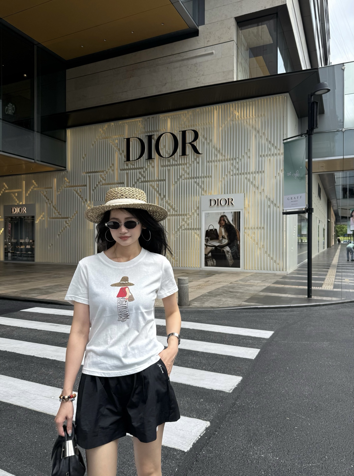 NO:836362,Undefined relaxation is the romance given by this T-shirt,,tees,t-shirt,19860909不被定义的松弛 是这件T恤给的浪漫,,tees，t-shirt,,Women's clothing