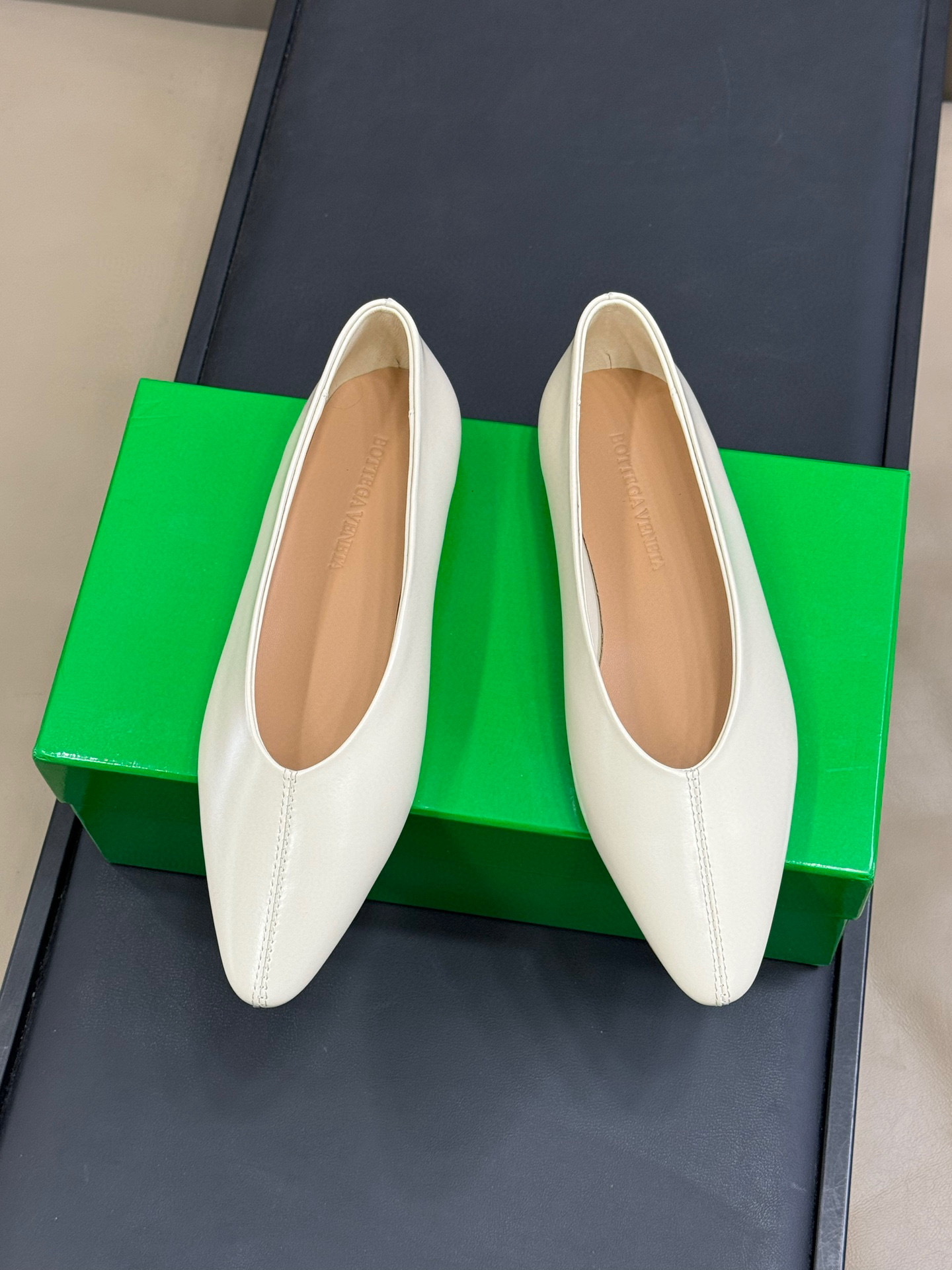 Sofia Ballet Shoes by BV: Fine Craft, Elegant Design, Ultimate Comfort. - 图片 2