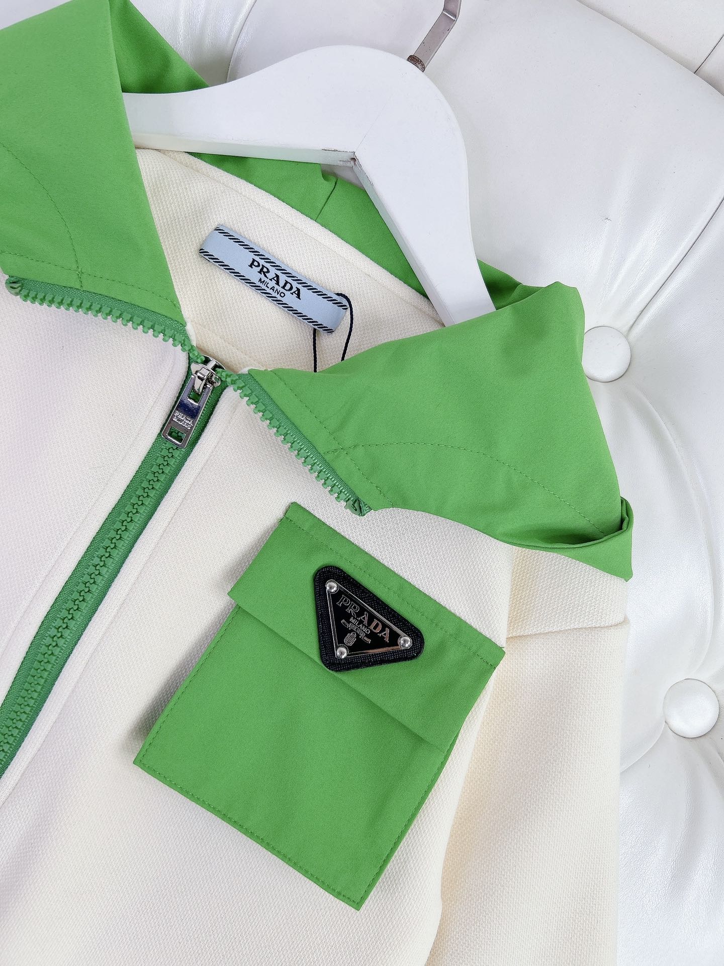 Child BOTTEGA VENETA Collection: Sweet Hat Suit and Twilight Walk-in Wardrobe, 110-160 cm Size - 图片 4