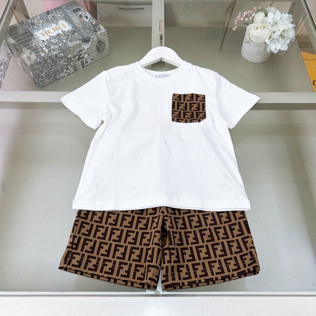 Clothing T-Shirt Supplier in China White Summer Collection Short Sleeve