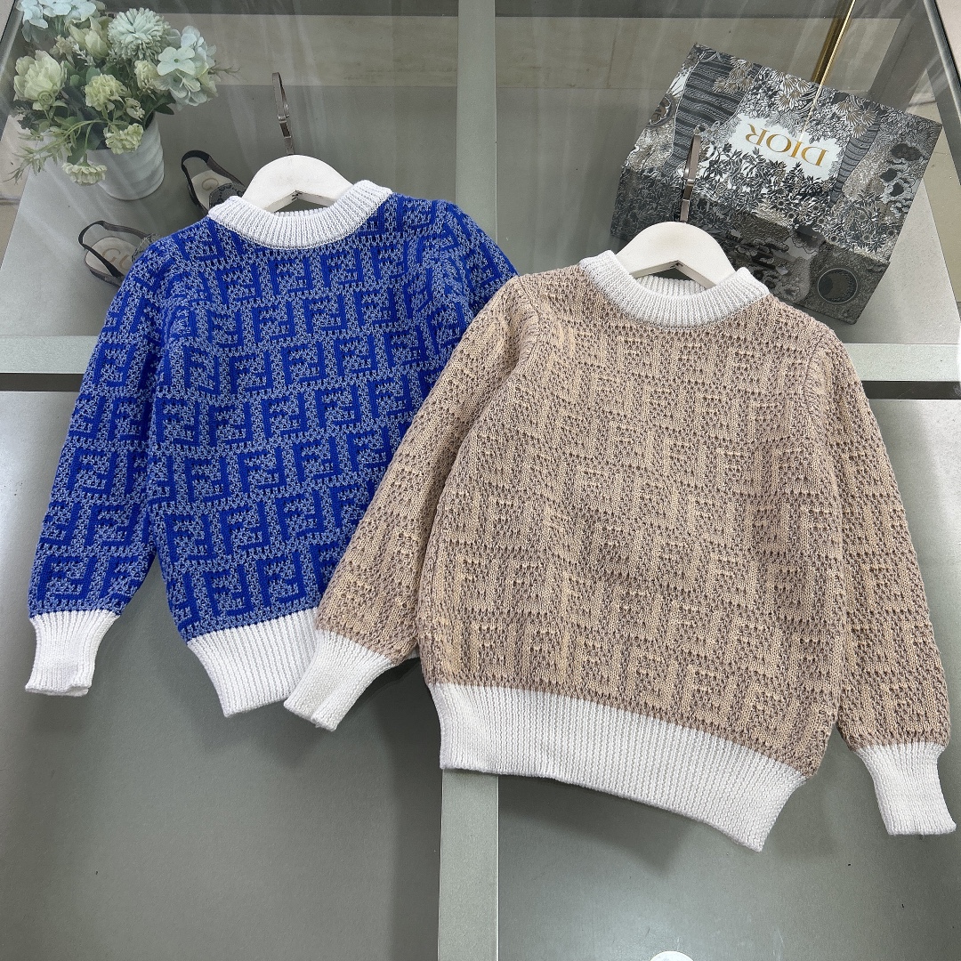 Luxury Knitted Sweater in Size 110-160 cm: High-End Wool Clothing with Original Details. - 图片 3