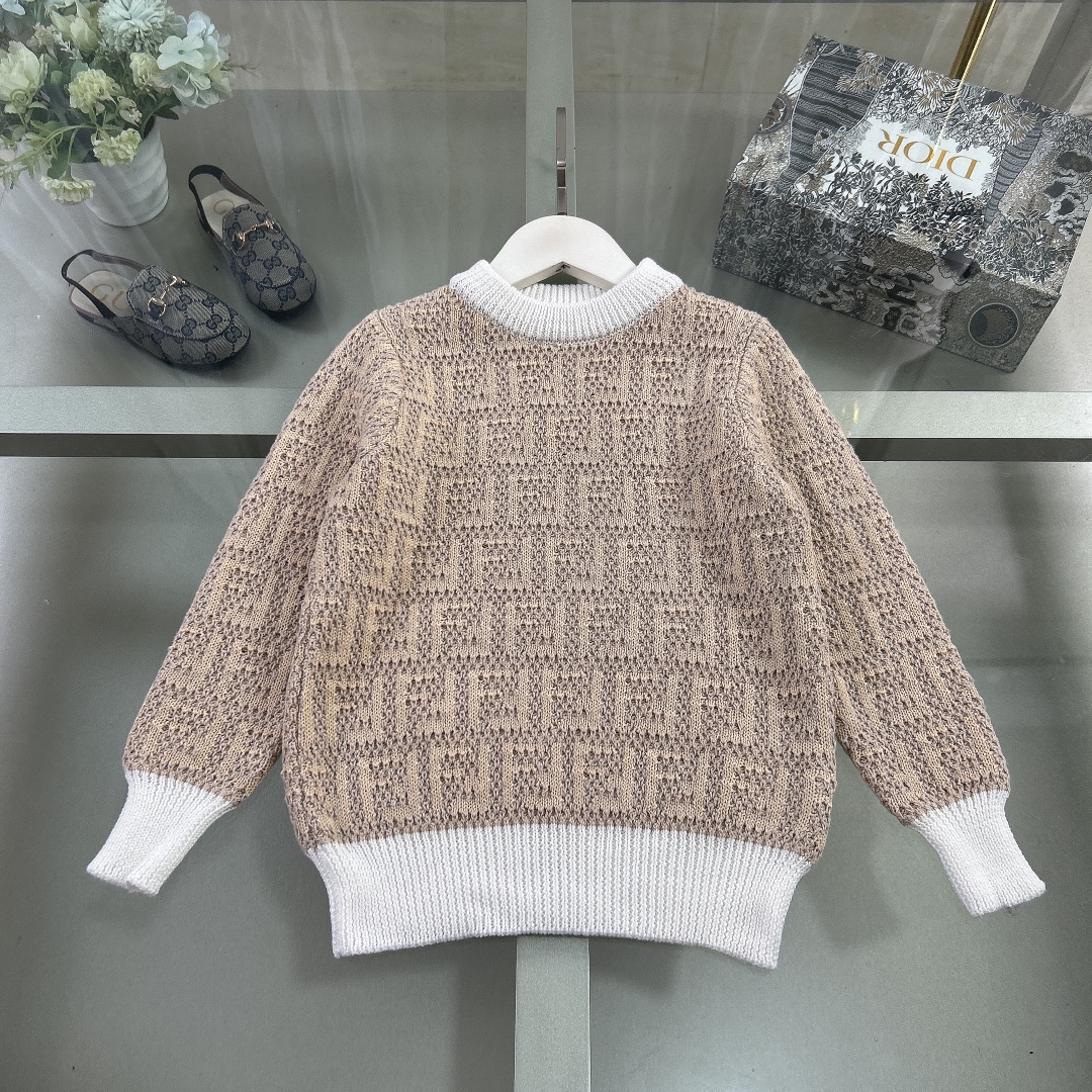 Luxury Knitted Sweater in Size 110-160 cm: High-End Wool Clothing with Original Details. - 图片 1