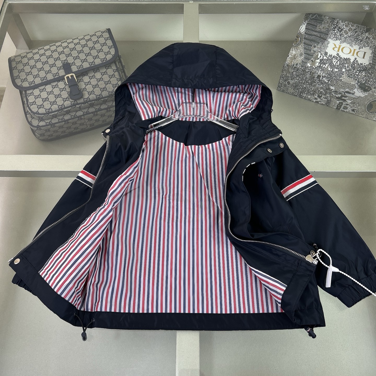 High-Quality Cotton Suit Set: Hat, Coat, Pants for $605 - 图片 4