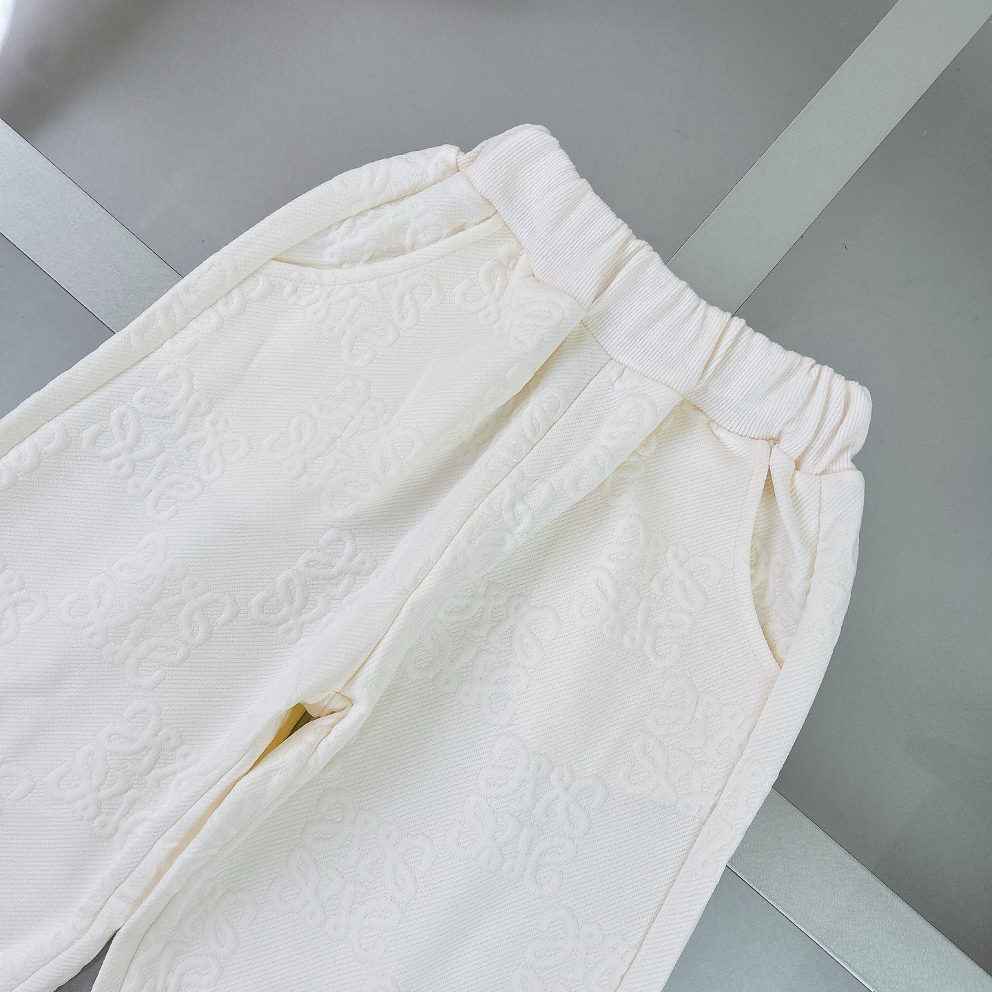 High-End Custom Straight-Comb Pants: Size, Price, and New Section Details. - 图片 9