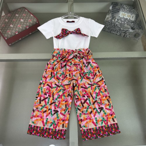 Conjunto de Pantalón y Camiseta con Lazo para Niñas, Estilo Vacaciones 1 Conjunto de Pantalón y Camiseta con Lazo para Niñas, Estilo Vacaciones