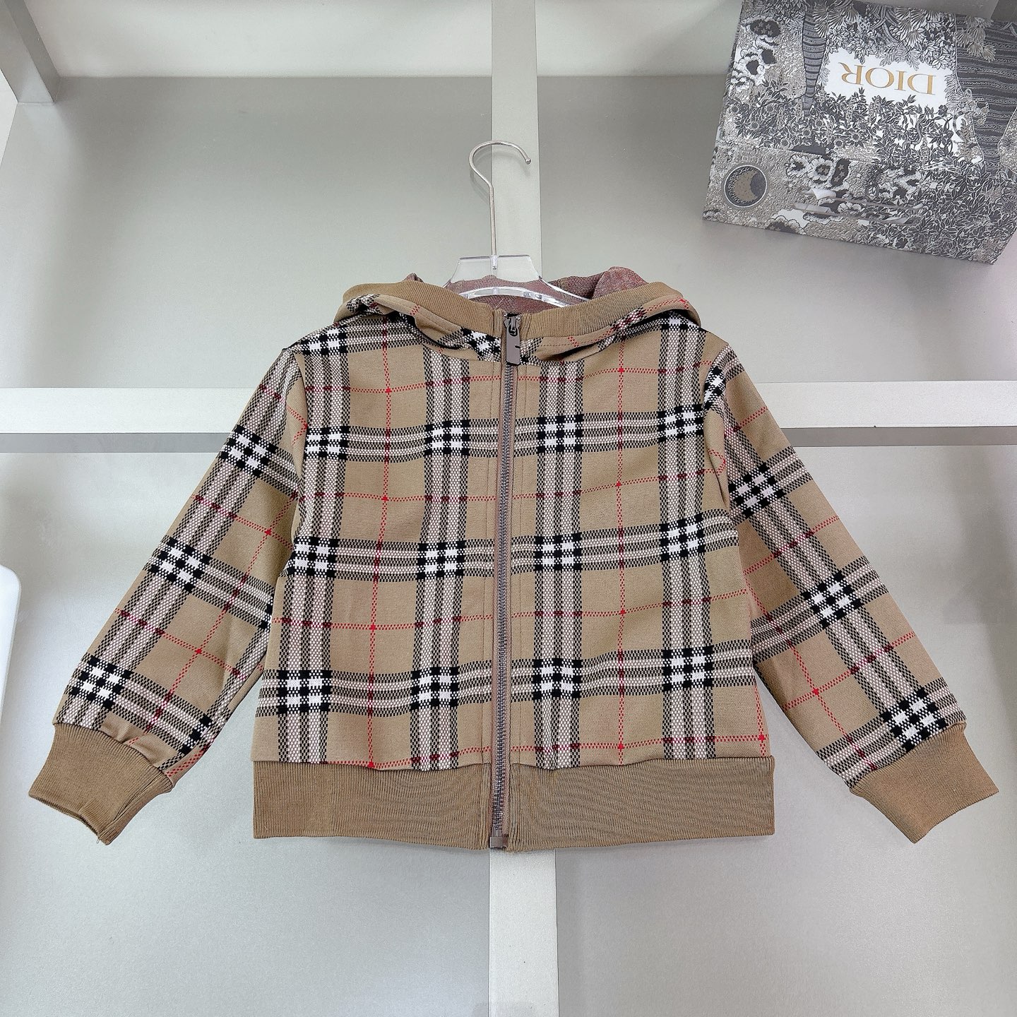BBR nuevo. Cárdigan de punto. Principal recomendación. Tallas: 100-150cm @ 138 sin descuento. Muestra de todos los deta…