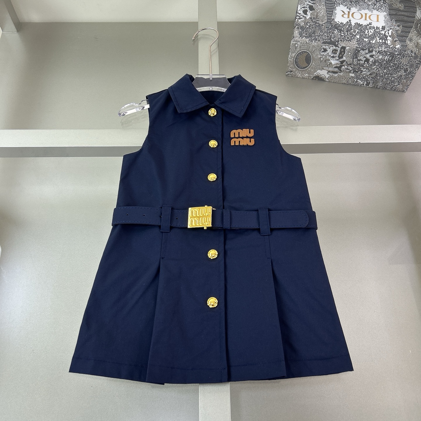 Talla: 100-150cm @158 yuanes Nuevo 2026... nuevo vestido en stock, moderno y clásico, 100% poliéster, incluye cinturón!…