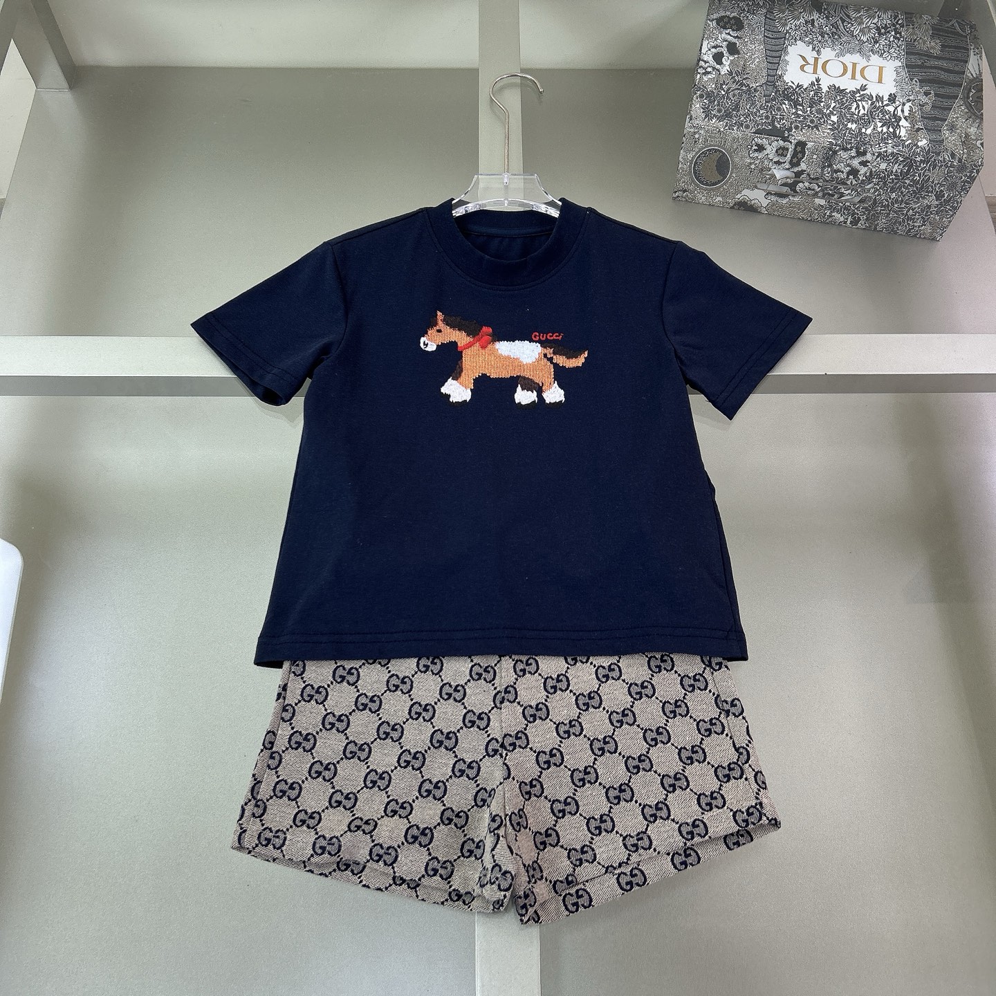 Tallas: 100.110.120.130.140.150 cm @ 158 yuanes el conjunto Camiseta de manga corta para niños de la colección de veran…