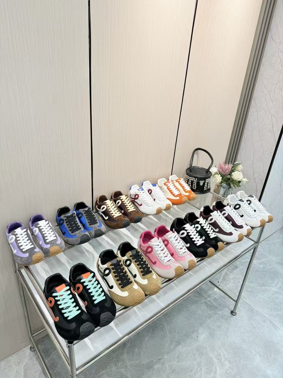 NO:237060,Female and Male Original High-end Gift Boxes are in stock, brand authorized to sell goods without worries, top-level replicas, low-priced items, non-market ordinary versions and microfiber models, now report now, casual shoes/sports shoes, sneakers19860909女 男 原版高档礼盒大量现货,品牌授权卖货无忧,顶级复刻,物品价廉,非市场普通版本和超纤款 ,现报现拿,休闲鞋/运动鞋,sneakers,Women's Shoes