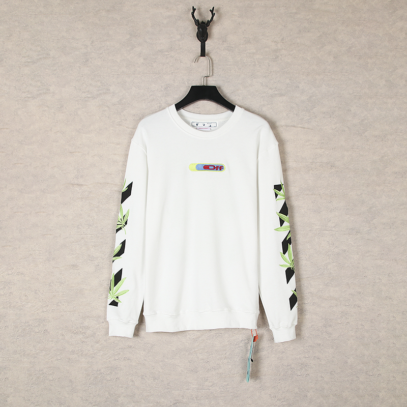 “Off-White Suit with Arrow Patterns for Fashionable Wardrobe Upgrade” - 图片 3