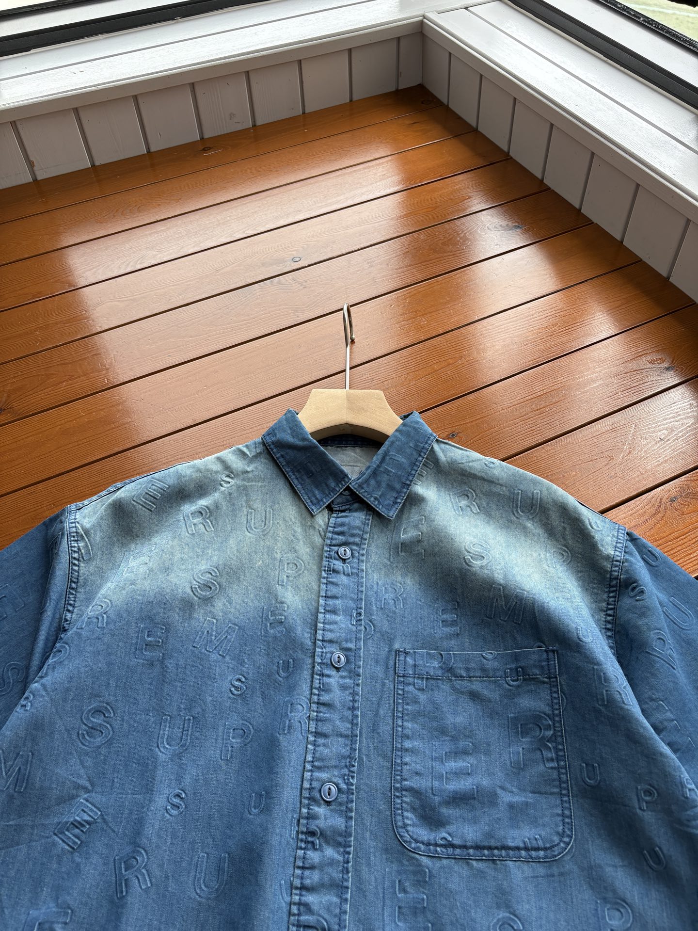 San Robert 2025 Spring & Summer Male Shirt with Pixel Effect Stamp - 图片 4