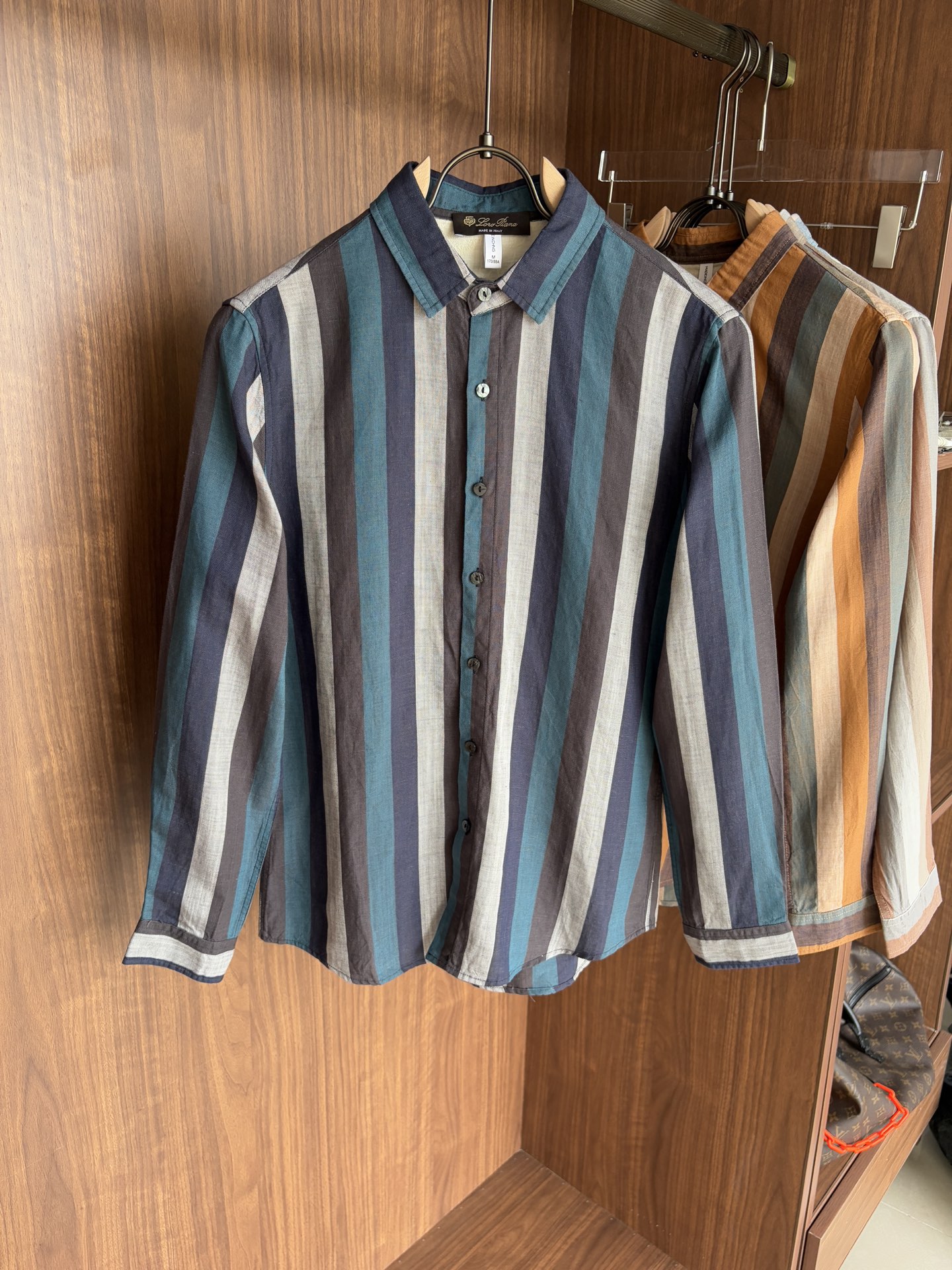 NO:449728,LP New 30 linen 70 color woven lacele linen casual long-sleeved shirt, comfortable and breathable fabric & fashionable and versatile color Pink, gray, yellow, blue Size M-3XL, loro piano, alexander wang19860909LP 年秋季新款30亚麻70色织莱赛尔天丝亚麻休闲长袖衬衣,面料舒适透气&时尚百搭 颜色粉、灰、黄、蓝色 尺码M-3XL,,loro piana,alexander wang,Men's clothing