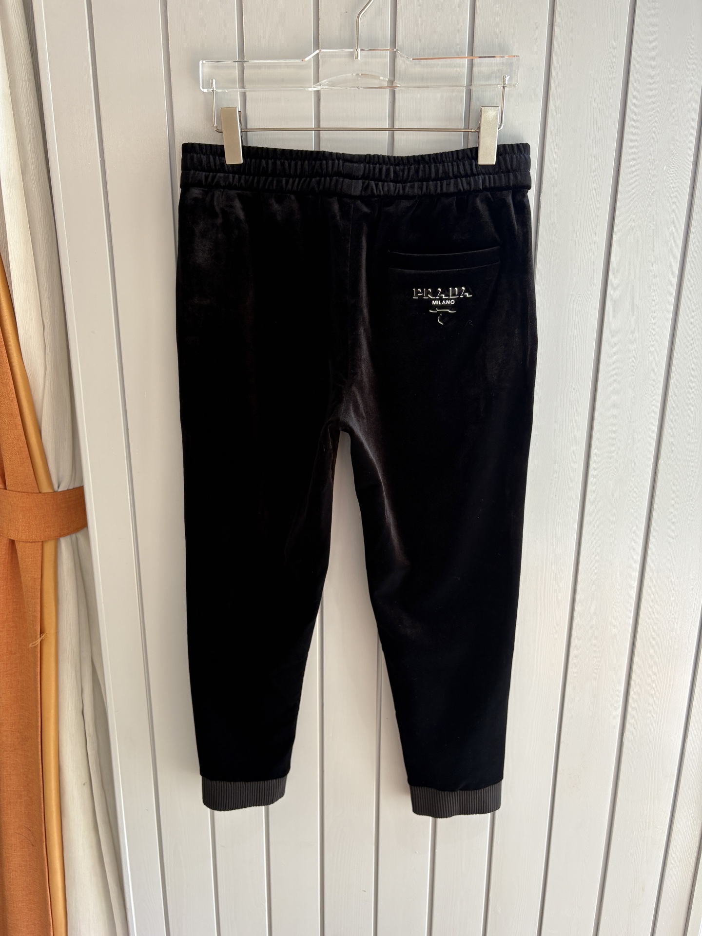 重磅推荐 男士套装 简约百搭款，不挑人穿，腰部松紧抽绳设计 出口订单标准，所有细节处理都非常到位；采用特