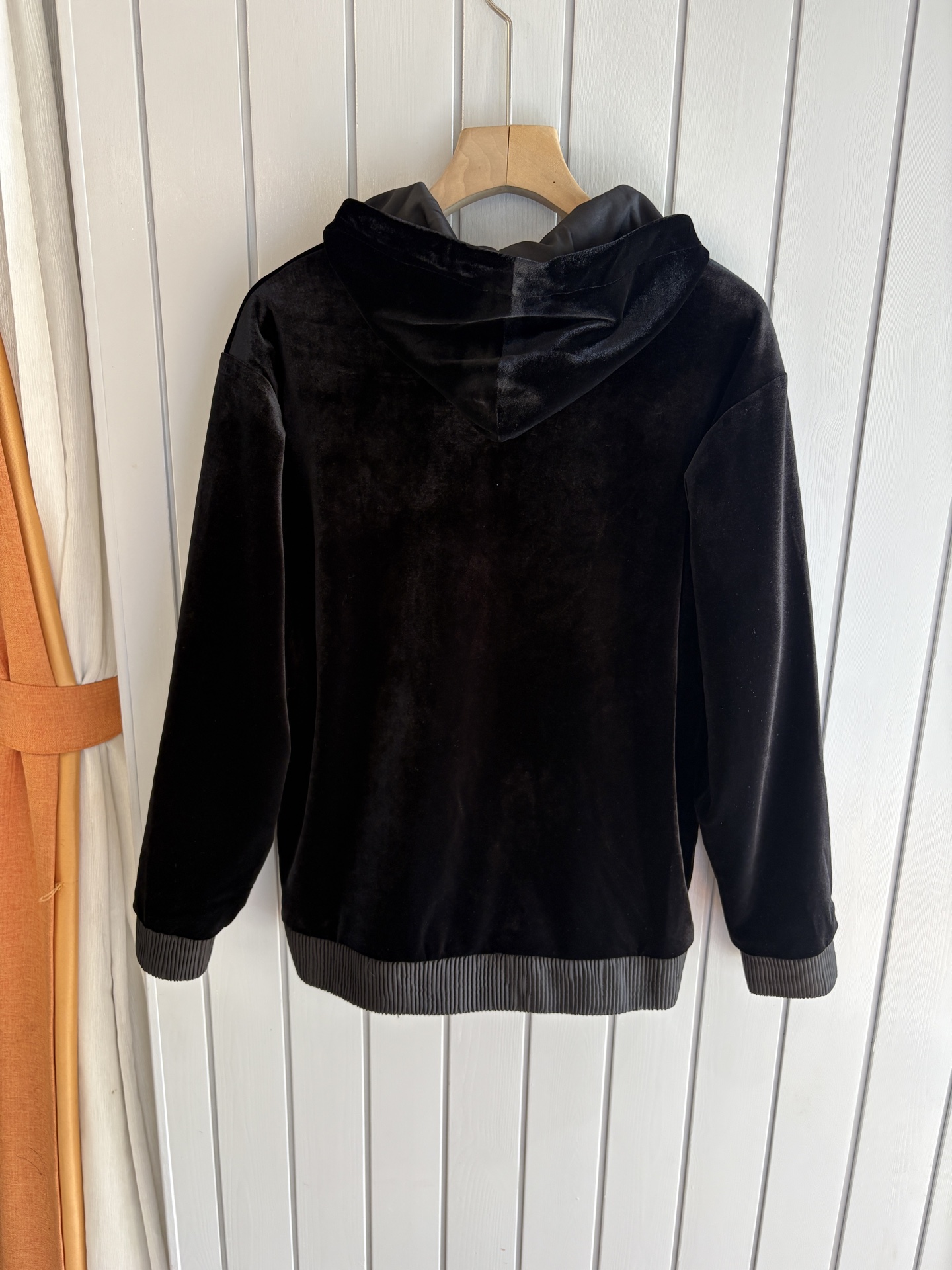 重磅推荐 男士套装 简约百搭款，不挑人穿，腰部松紧抽绳设计 出口订单标准，所有细节处理都非常到位；采用特