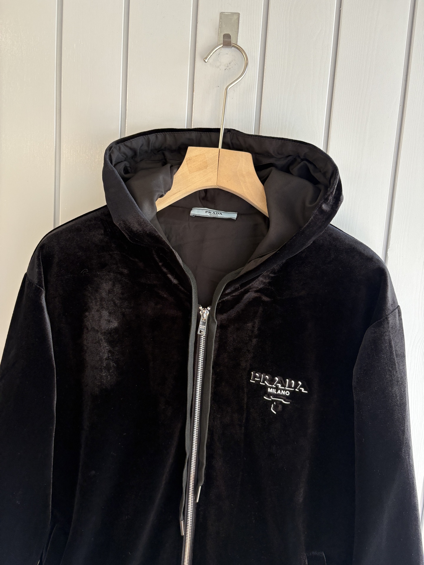 重磅推荐 男士套装 简约百搭款，不挑人穿，腰部松紧抽绳设计 出口订单标准，所有细节处理都非常到位；采用特