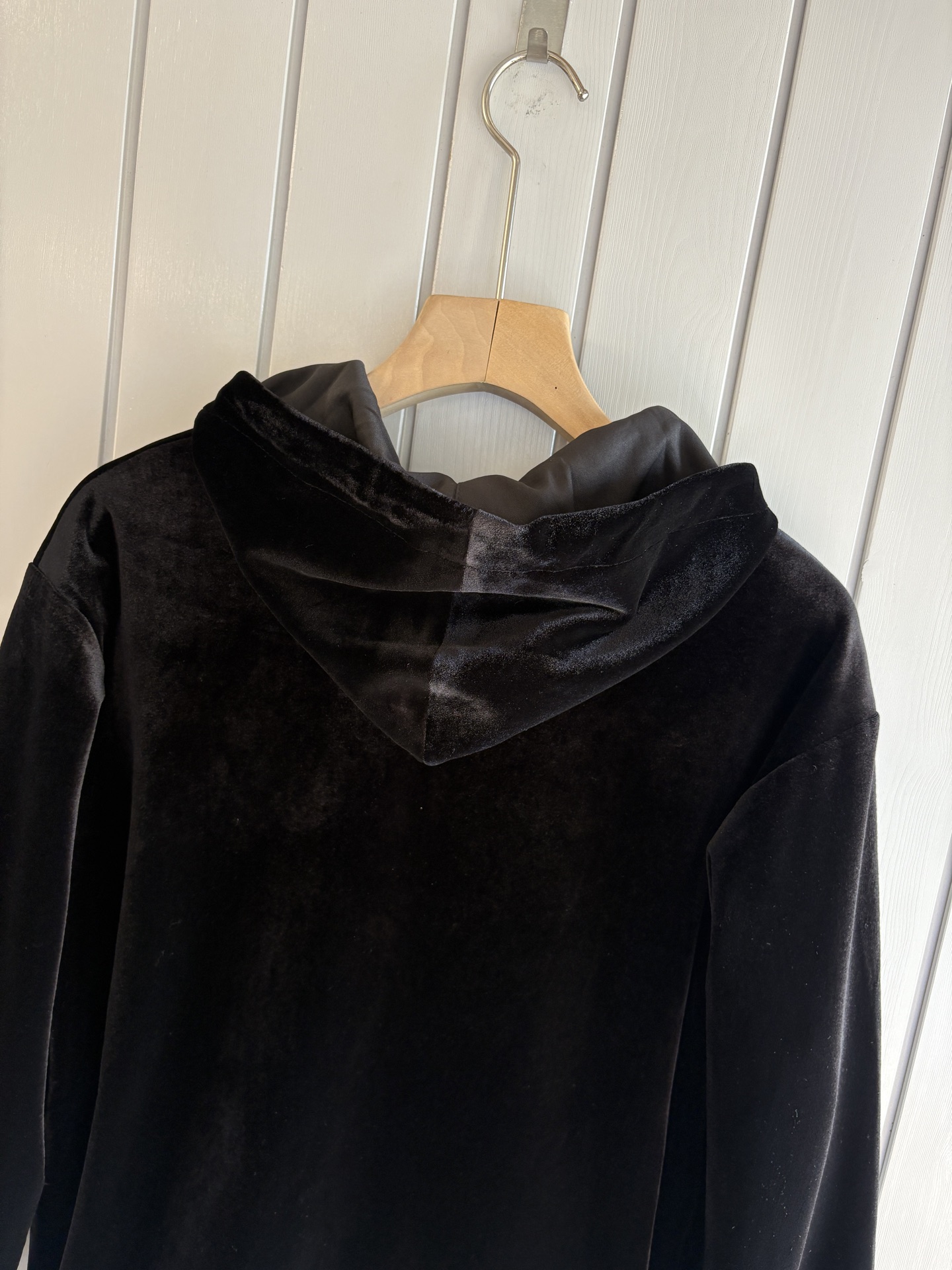 重磅推荐 男士套装 简约百搭款，不挑人穿，腰部松紧抽绳设计 出口订单标准，所有细节处理都非常到位；采用特