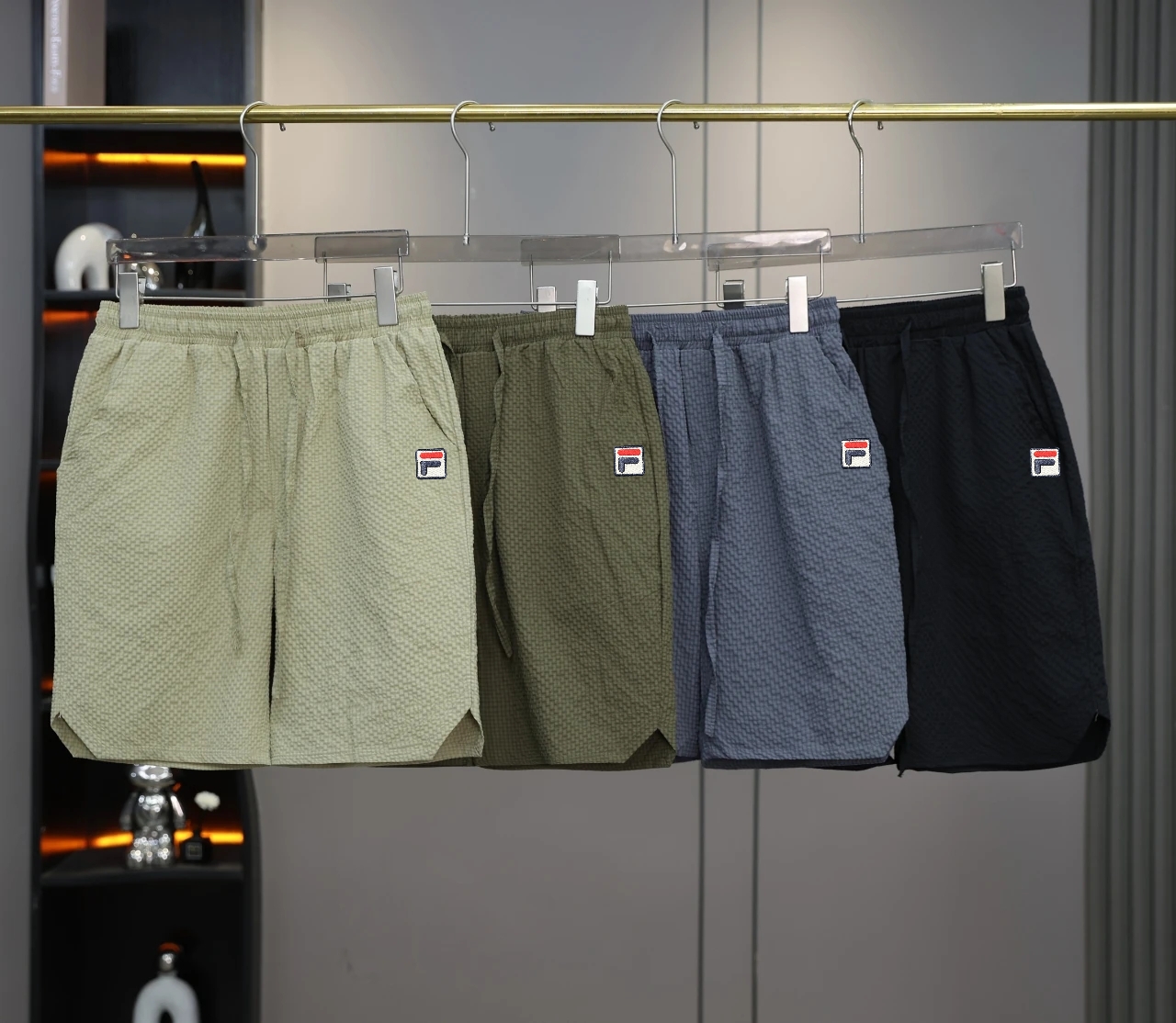 Alternative view of Shorts 09370