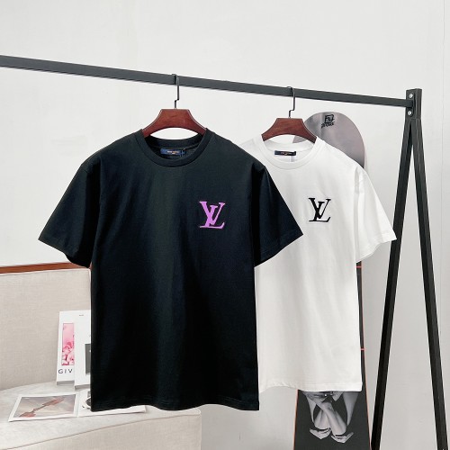 Louis Vuitton Logo Patch T-Shirt Short Sleeve Cotton Tee Unisex 1 Louis Vuitton Logo Patch T-Shirt Short Sleeve Cotton Tee Unisex