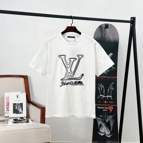 Louis Vuitton Rope Embroidery Color Block Short Sleeve T-Shirt, White 1 Louis Vuitton Rope Embroidery Color Block Short Sleeve T-Shirt, White