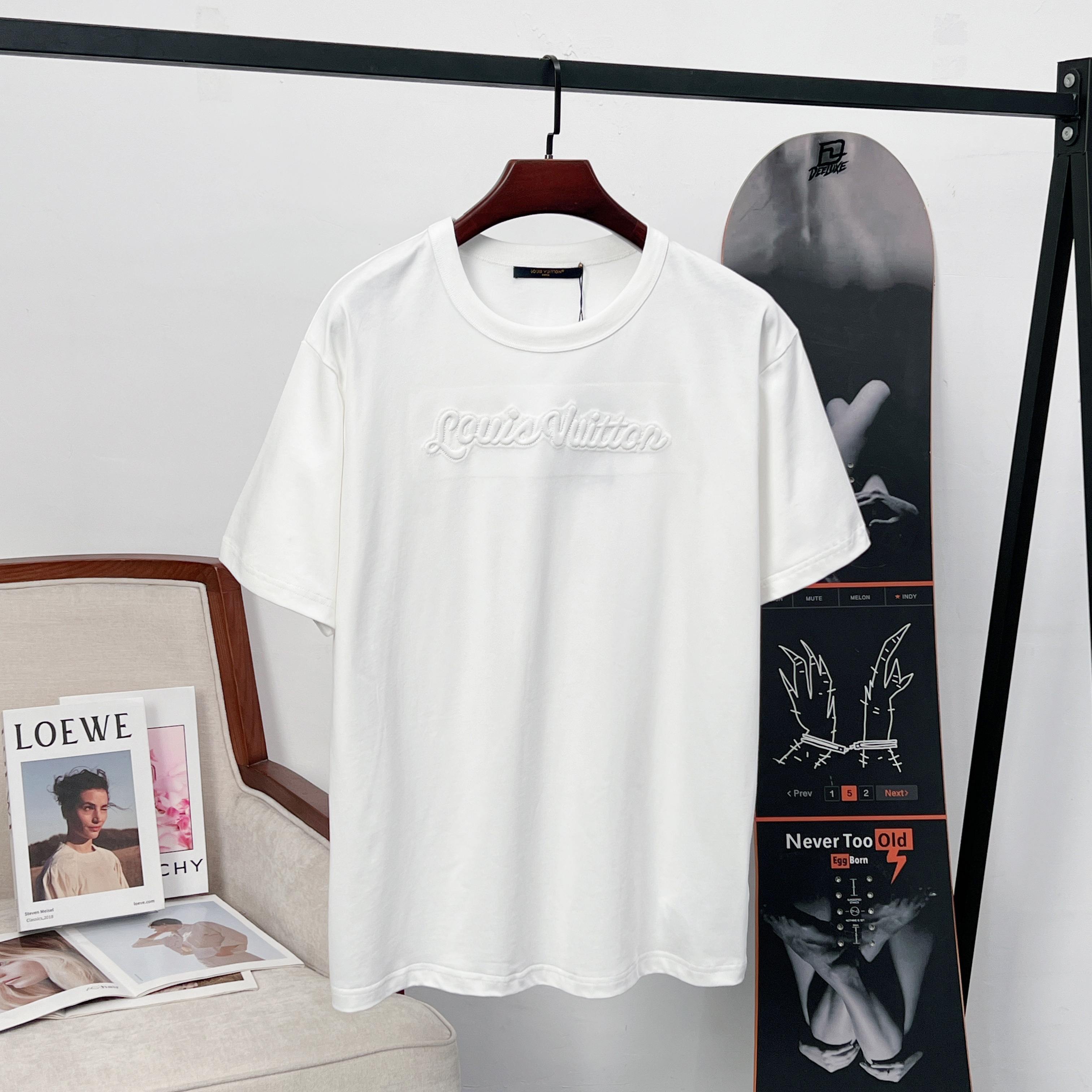 P75 Louis Vuitton LV camiseta de manga corta con bordado de logotipo tridimensional 26ss. Las letras utilizan bordado t…