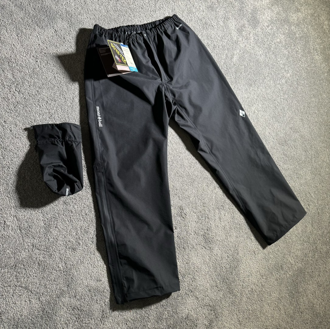 💰180
爆款顶货 mont bell 雨舞者全压胶户外防水冲锋裤
一眼帅的冲锋裤强烈推荐不挑人很百搭!
原厂品质三标齐全 带户外便携收纳袋 原版定做网格纹路面料随意收纳折叠 抗褶皱!
颜色:黑色 灰色
尺码:S M L XL(松紧腰)
S腰围73裤长98臀围110
M腰围80裤长100臀围114
L腰围84裤长102臀围118
XL腰围88裤长104臀围122
手工测量误差1~2公分
175155试穿L合适