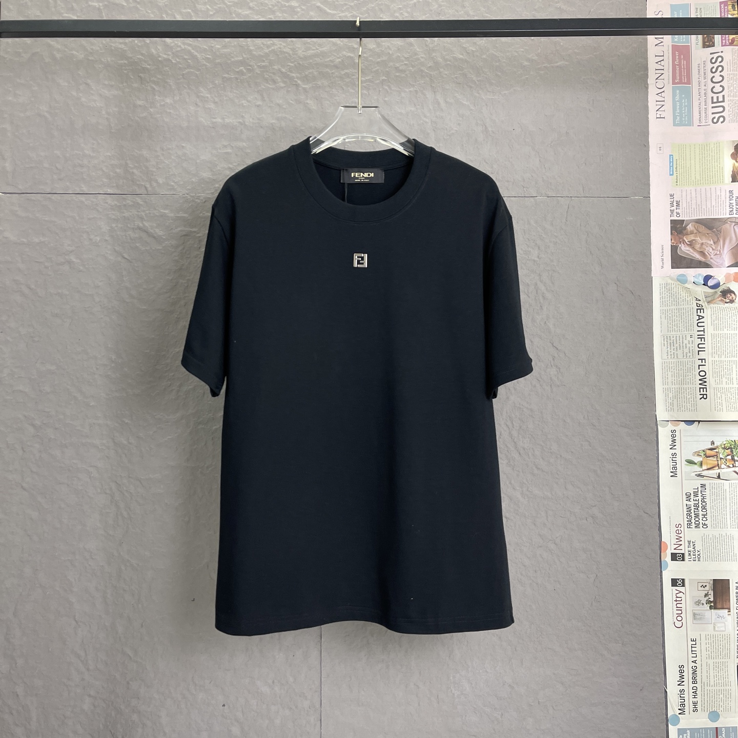 /C32 FENDI 芬迪 300g de alto gramaje, artesanía de alta gama, camiseta de manga corta casual para hombre, edición origina…