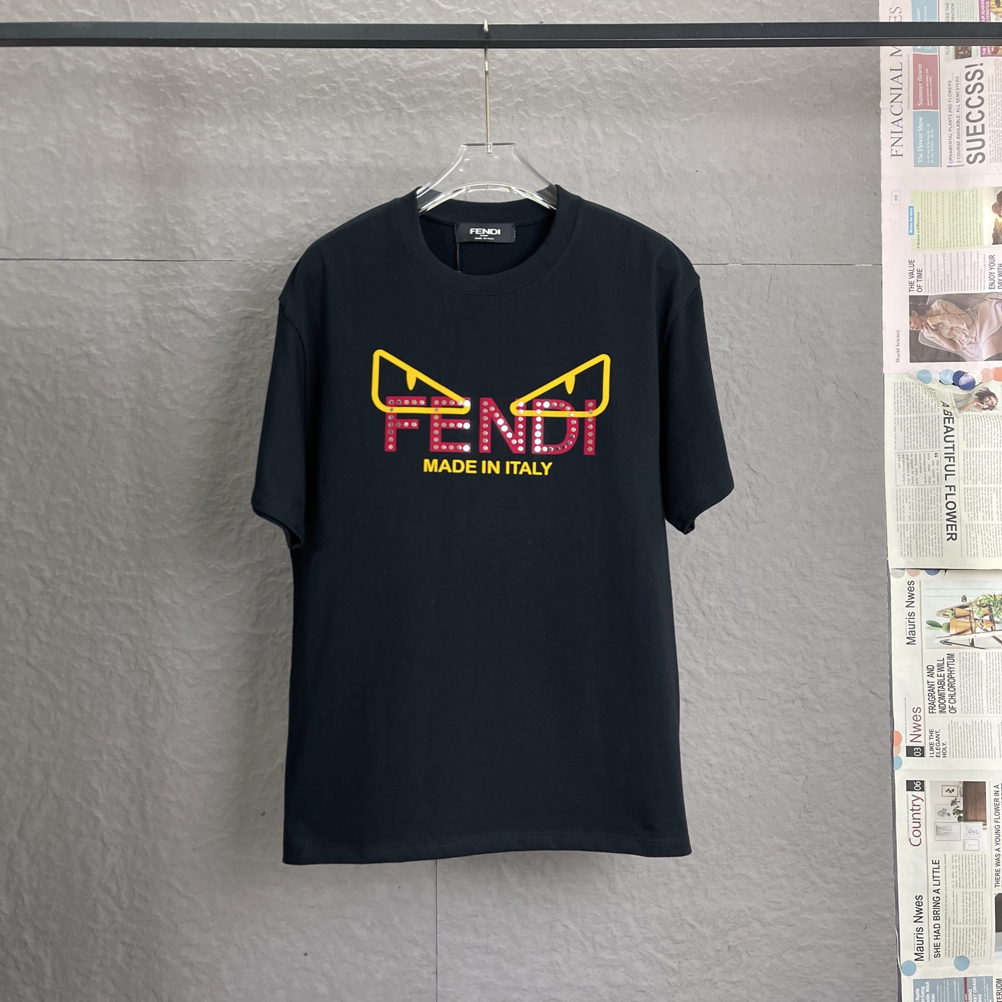 /C33 FENDI 芬迪 300g de alto gramaje, artesanía de alta gama, camiseta de manga corta casual para hombre, edición origina…