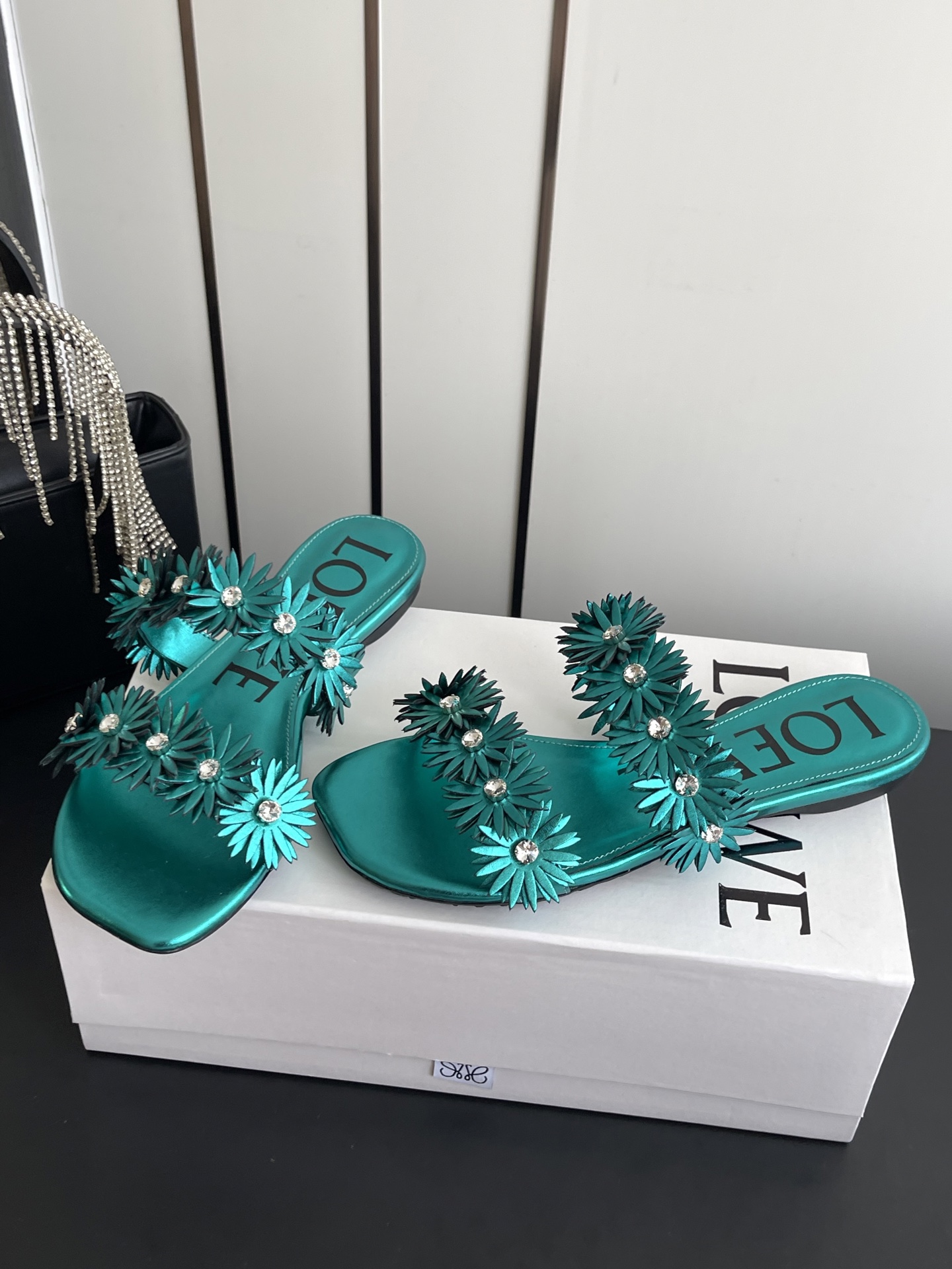 Designer Slides