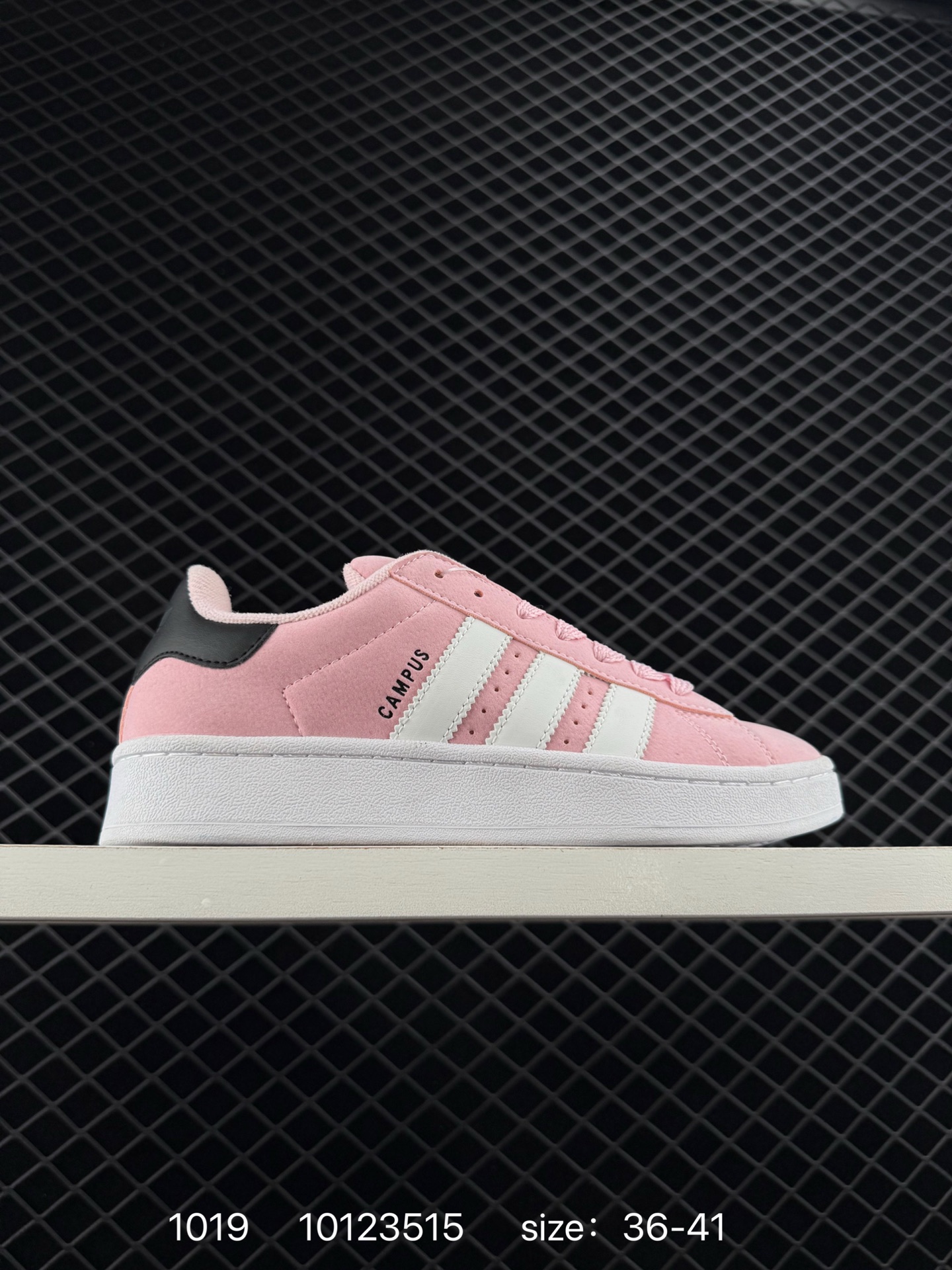 💰75
Adidas Originals Campus 00s 学院系列
面包风经典复古低帮百搭休闲运动板鞋
货号:GY6433
尺码:如图
编码:10123515