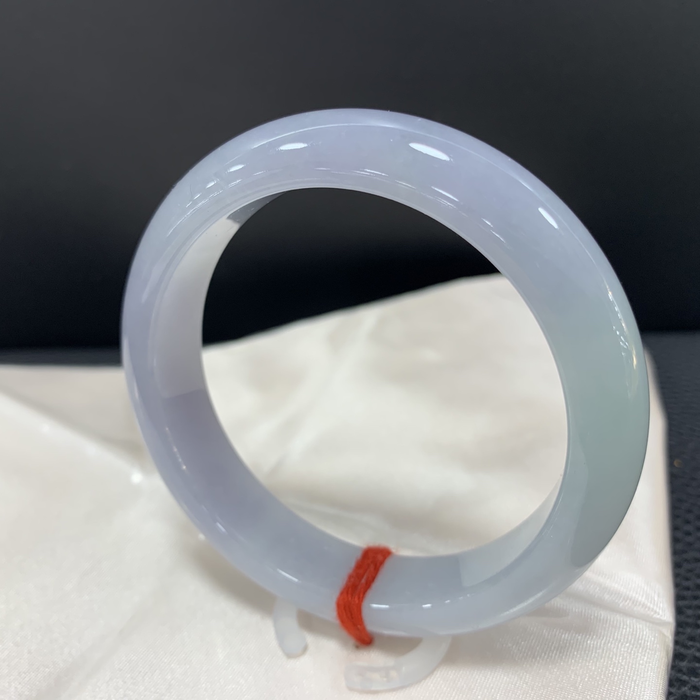 Light Spring Peace Bangle, fine texture with mature seed 3
