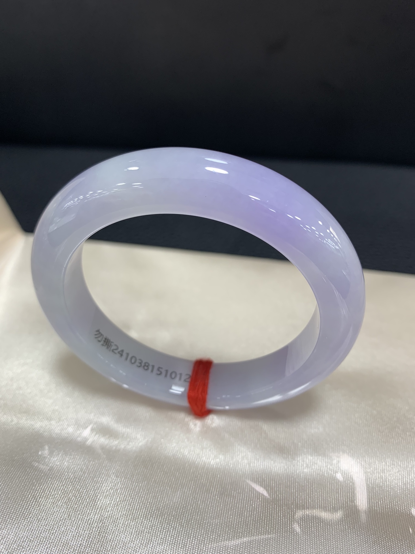 正圈紫罗兰小圈口手镯，水润微纹