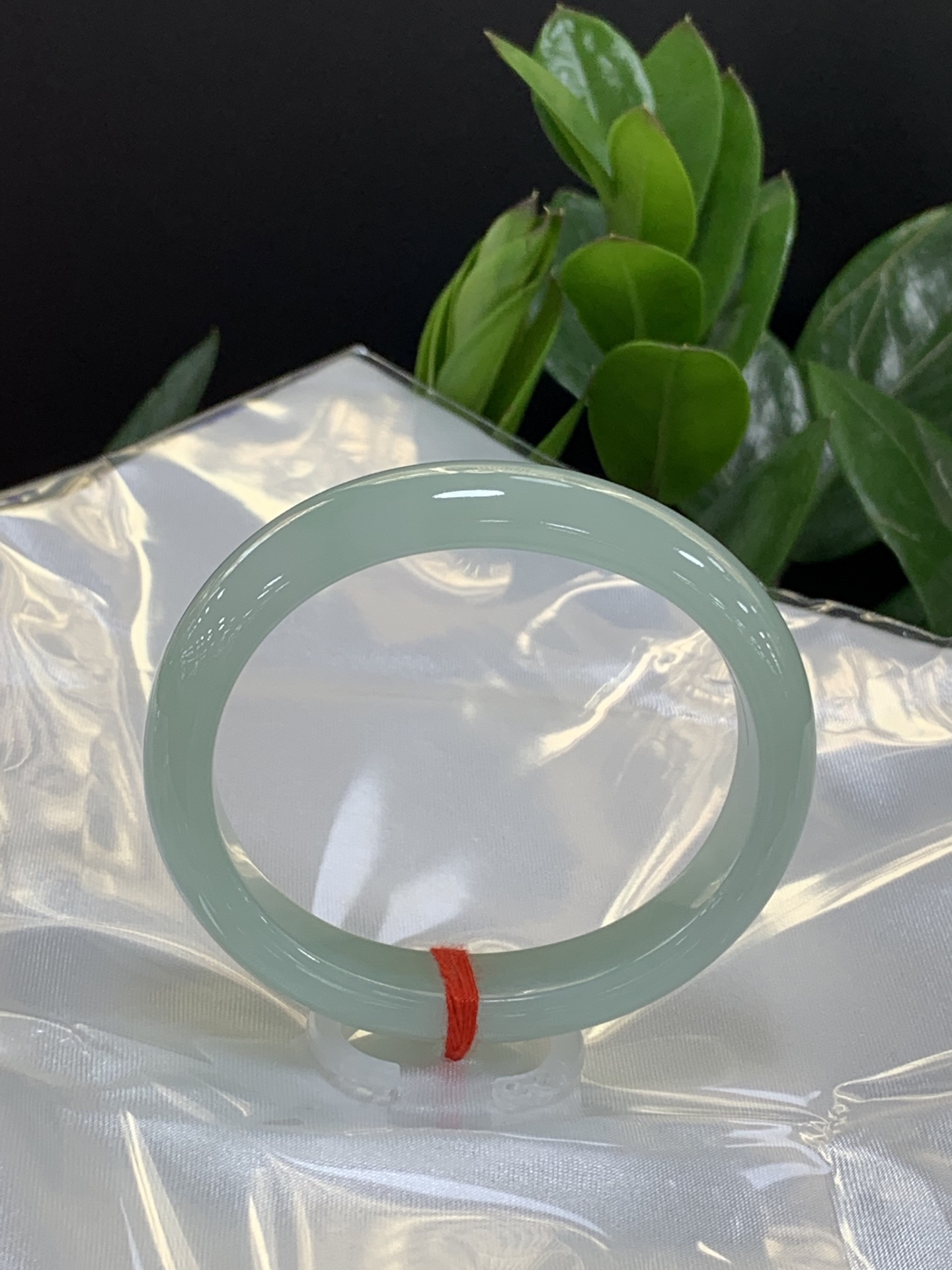 Clear base small opening oval bangle 4