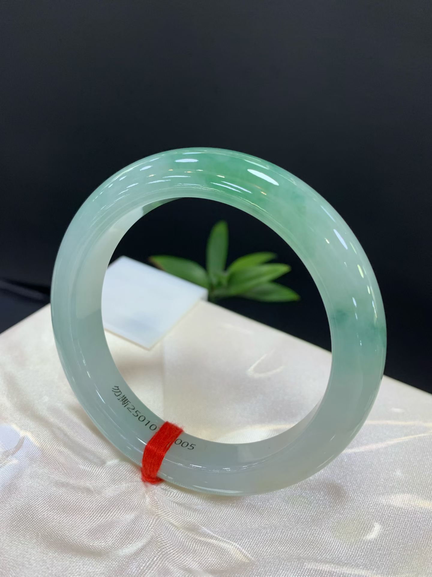 Green-flowered Ping'an Bracelet 3