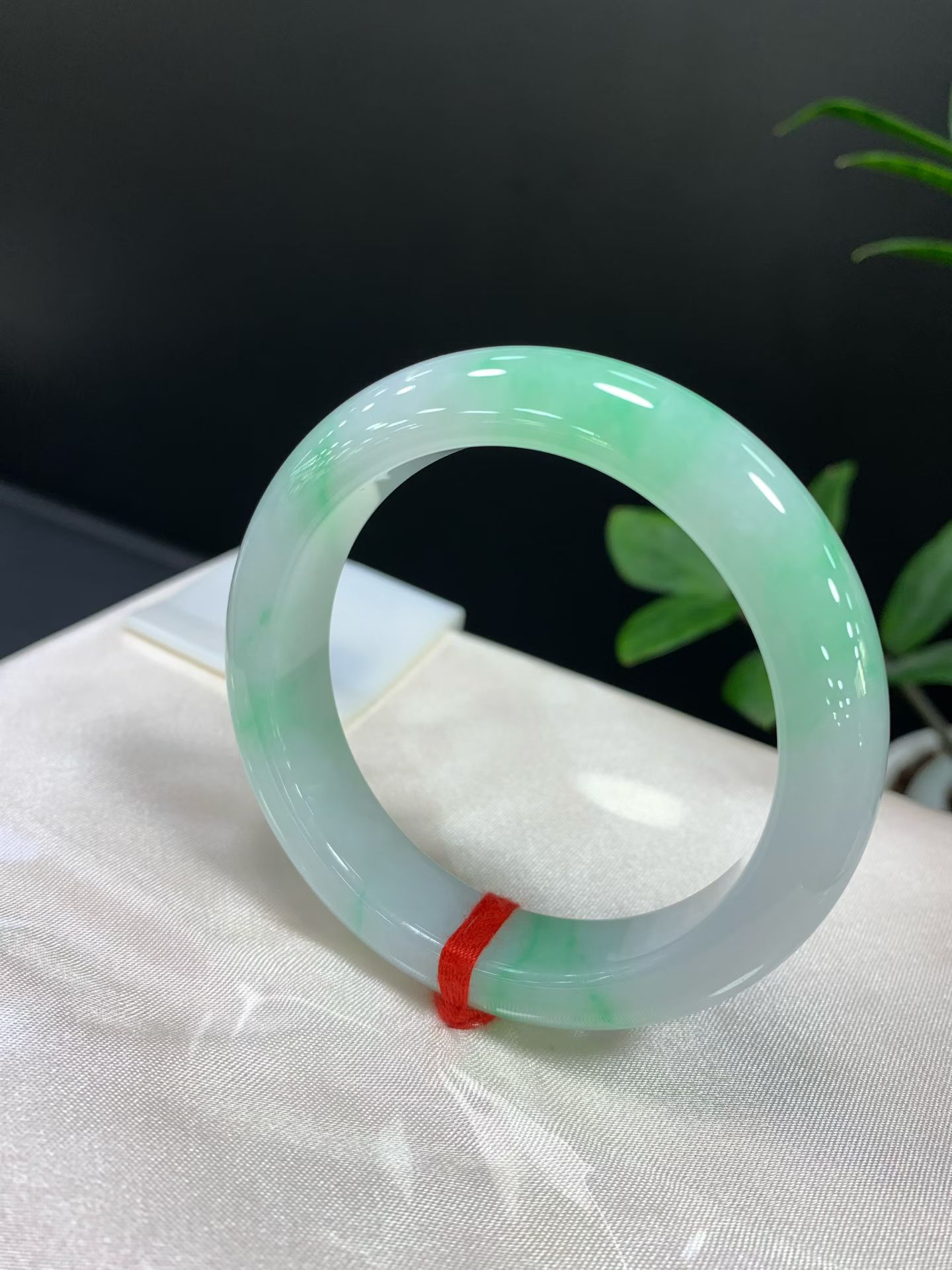 Green-flowered Ping'an Bracelet 3