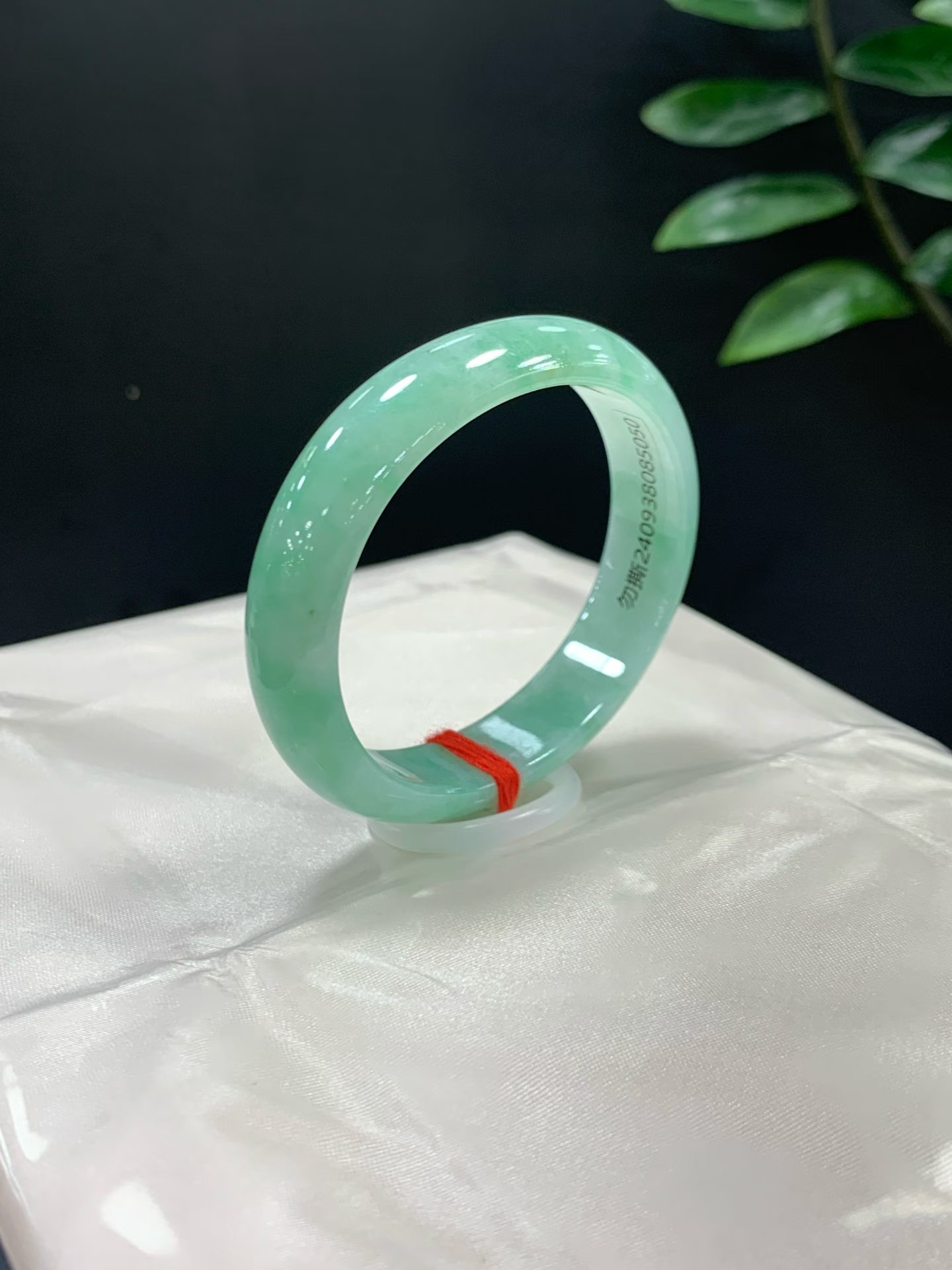 Imperial Bangle in Apple Green 3