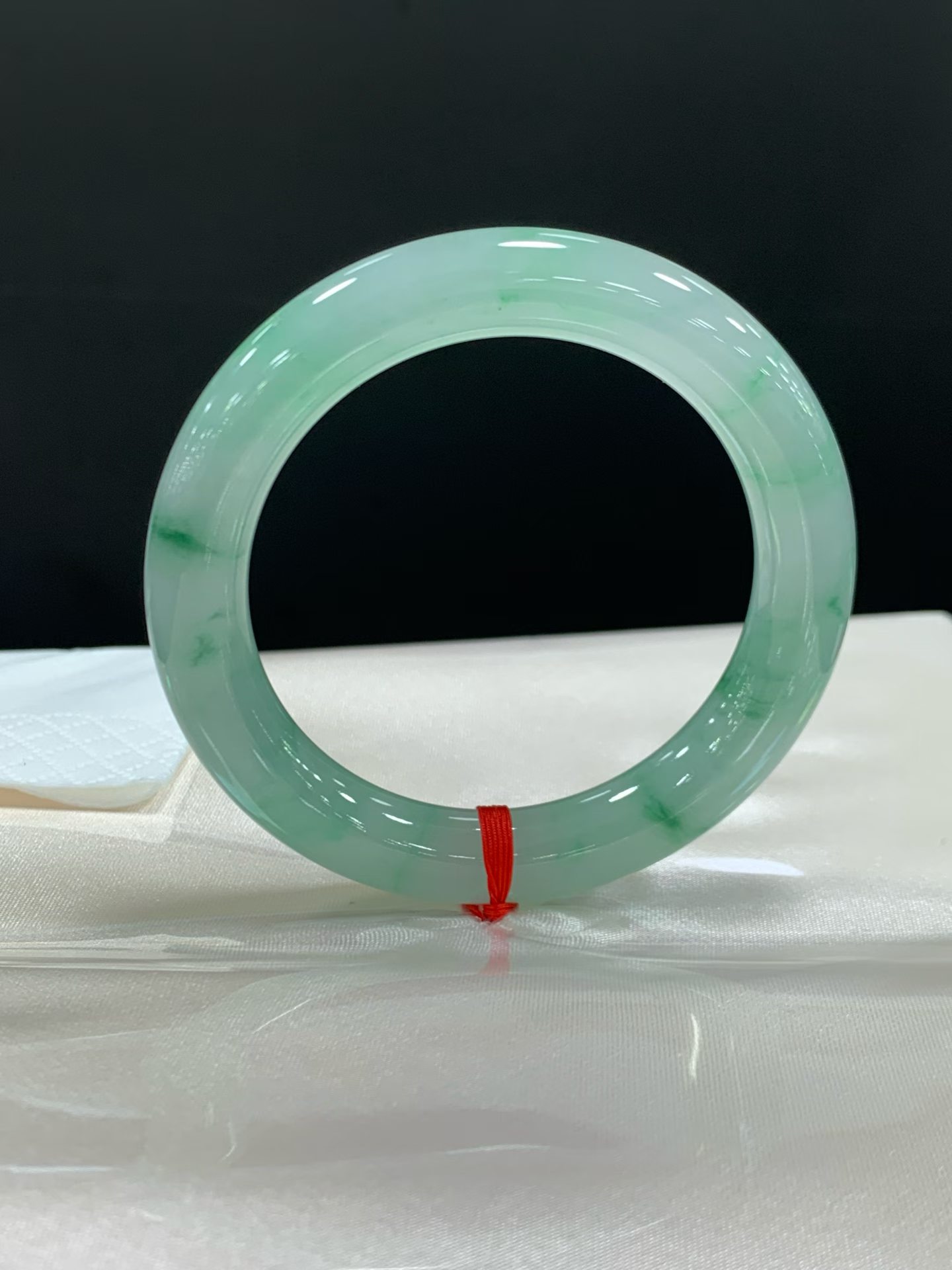 Translucent green-flowered lucky bangle 3