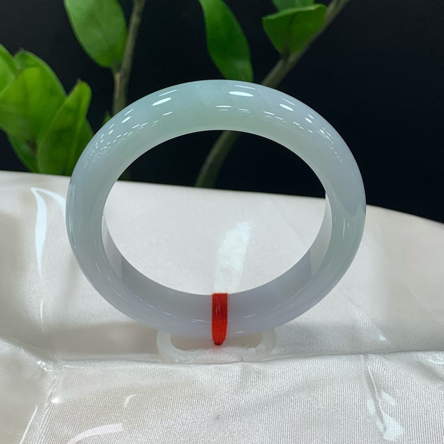 Clear Bottom Safety Bracelet 3