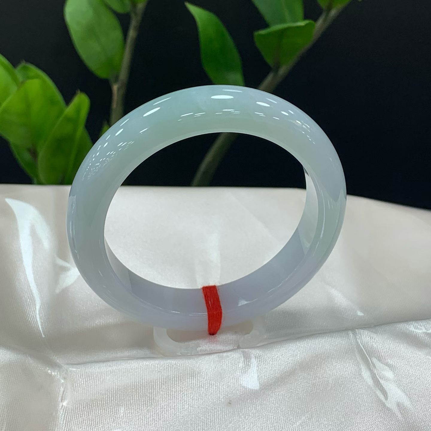 Clear Bottom Safety Bracelet 2