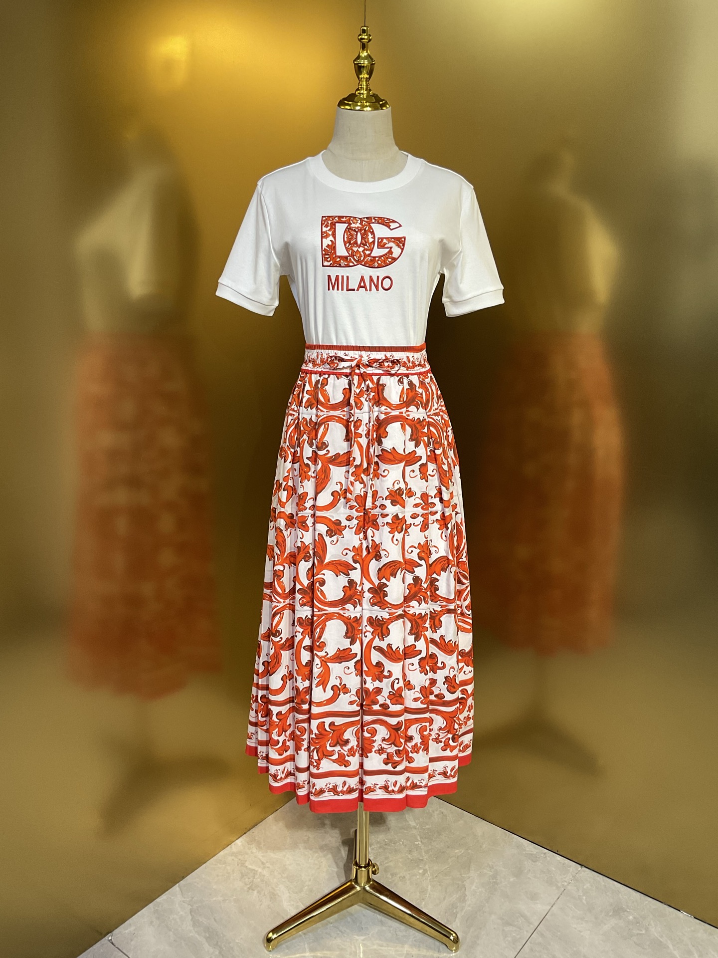 NO:899311,DG new orange glazed poplin cotton elastic waistband skirt smlxlxxl, Dolce & Gabbana-clothing, Dolce&Gabbana, skirts,19860909DG 新款 橙陶釉府绸棉橡筋腰绳半裙 smlxlxxl,杜嘉班纳-服装,Dolce&Gabbana,skirts,,Women's clothing