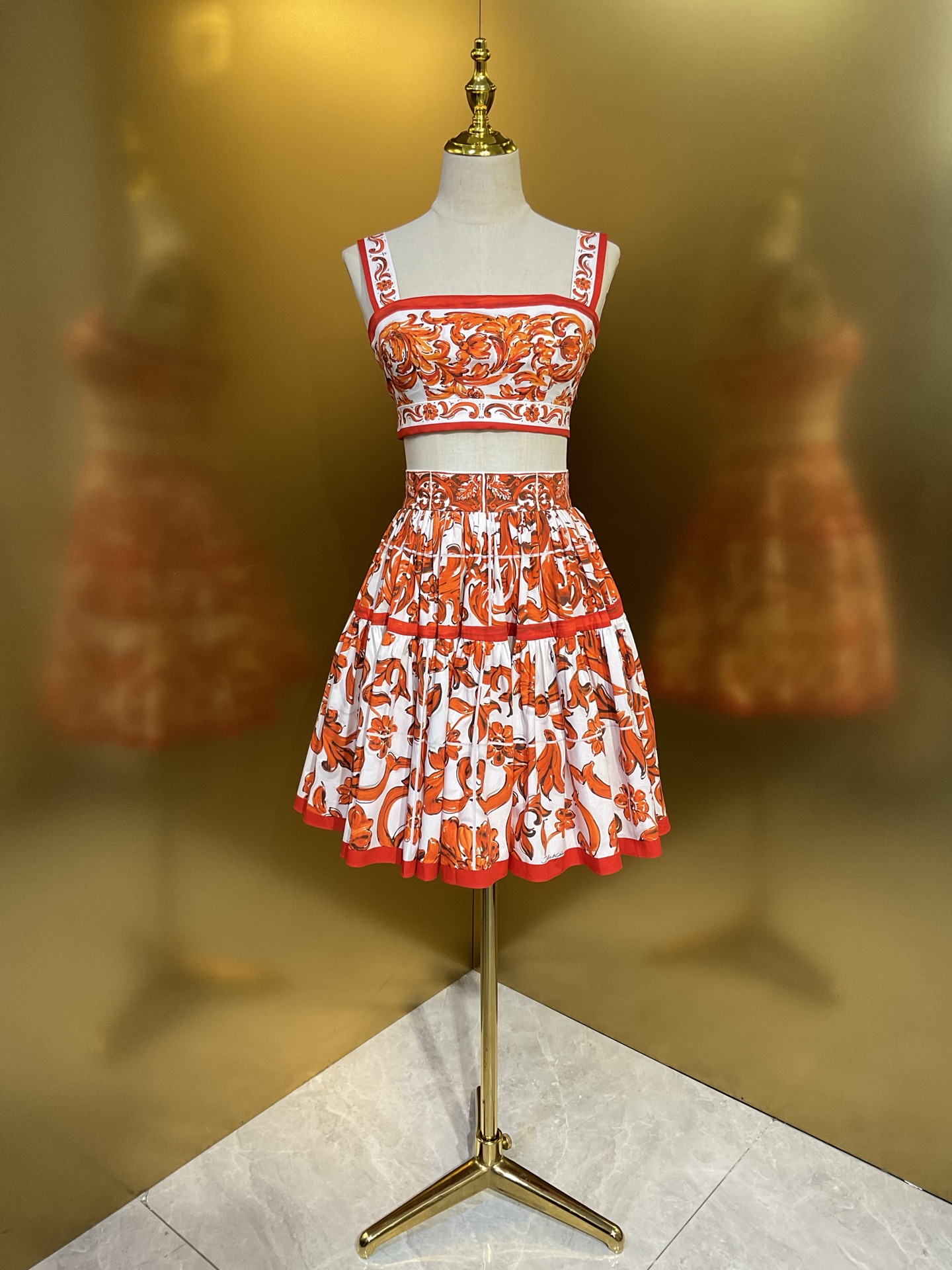 NO:899088,DG New Orange Glaze Original Poplin Cotton 360 Degree Round Swing Fashion Mini Skirt smlxlxxl, Dolce & Gabbana-clothing, Dolce&Gabbana, skirts,19860909DG 新款 橙陶釉原版府绸棉布360度圆形大摆时尚小半裙 smlxlxxl,杜嘉班纳-服装,Dolce&Gabbana,skirts,,Women's clothing