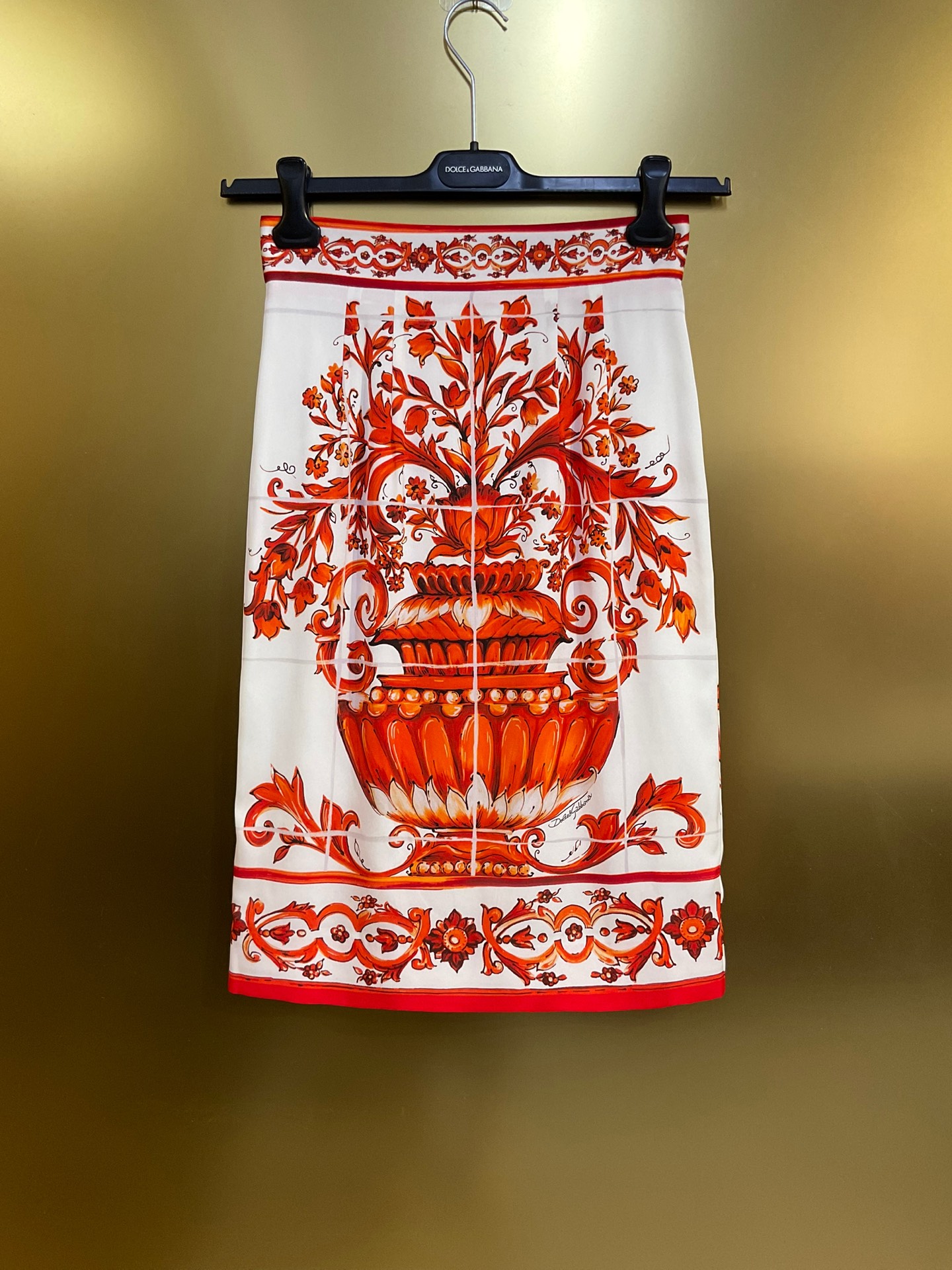 NO:896910,DG New Orange Vase Double Joe Silk Skirt (Silk Inside and Out) smlxlxxl 266, Dolce & Gabbana-clothing, Dolce&Gabbana,skirts,real silk,19860909DG新款 橙花瓶双乔真丝半裙（里外真丝）smlxlxxl 266款,杜嘉班纳-服装,Dolce&Gabbana,skirts,real silk,,Women's clothing