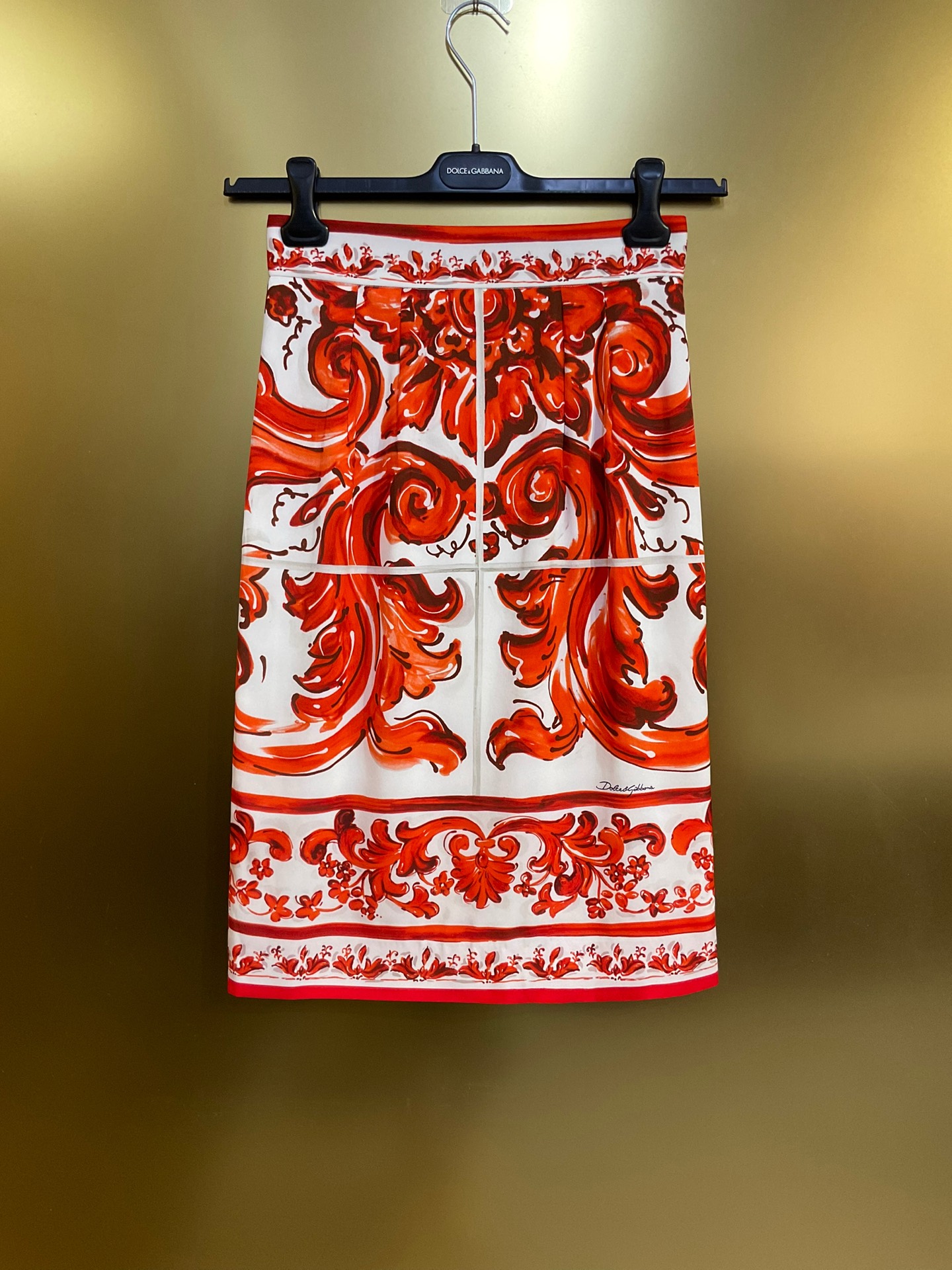 NO:896902,DG new style orange porcelain double Qiao silk skirt (silk inside and outside) smlxlxxl 266 models, Dolce & Gabbana-clothing, Dolce&Gabbana,skirts,real silk,19860909DG新款 橙陶秞双乔真丝半裙（里外真丝）smlxlxxl 266款,杜嘉班纳-服装,Dolce&Gabbana,skirts,real silk,,Women's clothing