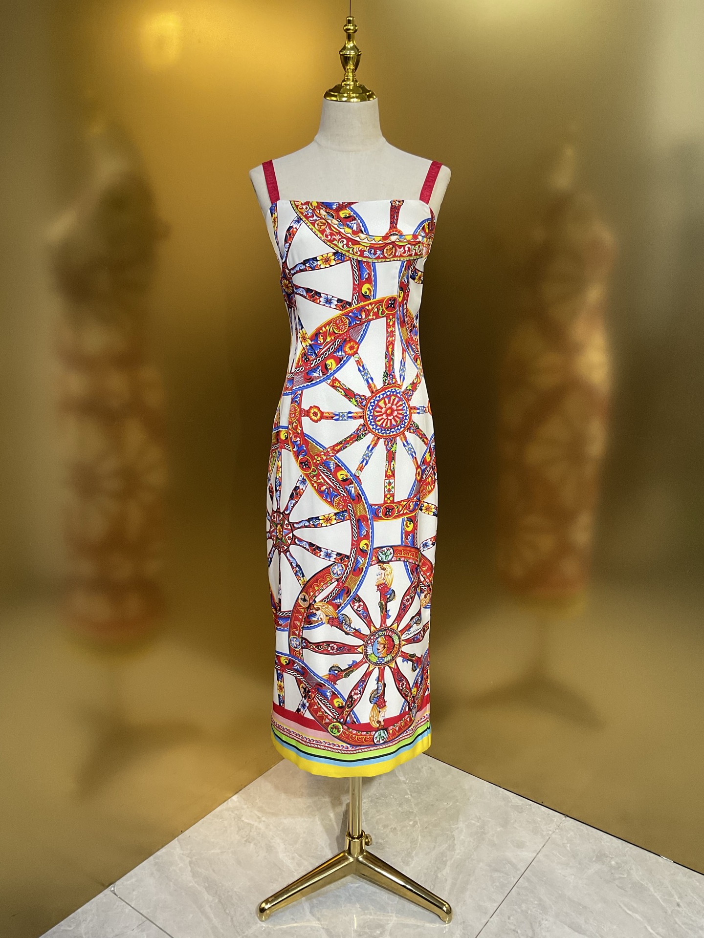 NO:901917,DG new original white background floral silk 19 Mummy double Joe lining silk 02 crepe de chine suspender skirt smlxlxxl, Dolce & Gabbana-clothing, Dolce&Gabbana, skirts, real silk,19860909DG新款 原版白底车轮花真丝19姆米双乔 里布真丝02双绉吊带裙 smlxlxxl,杜嘉班纳-服装,Dolce&Gabbana,skirts,real silk,,Women's clothing