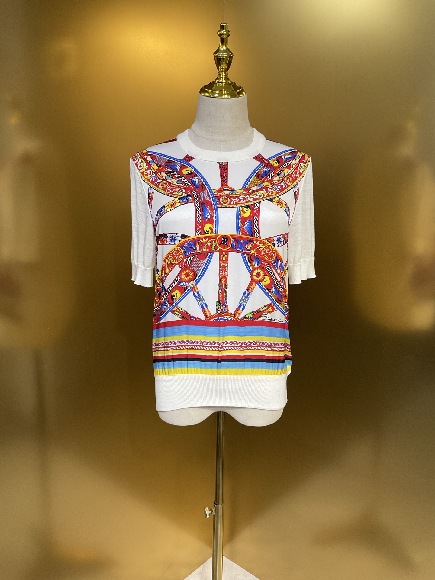 NO:929786,DG new white background wheel pattern 22mm silk stretch satin and merino cashmere short-sleeved pullover sweater smlxlxxl, Dolce & Gabbana-clothing, Dolce&Gabbana, T-shirt, real silk,19860909DG 新款 白底车轮花22姆米真丝弹力缎拼美丽诺羊绒短袖套头毛衫 smlxlxxl,杜嘉班纳-服装,Dolce&Gabbana,T-shirt,real silk,,Women's clothing