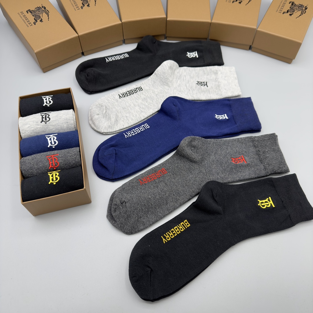 Burberry Men's Mid-Calf Socks, Premium Cotton Blend, Anti-Odor, 5-Pairs Set 3 i1702787665 2185 3