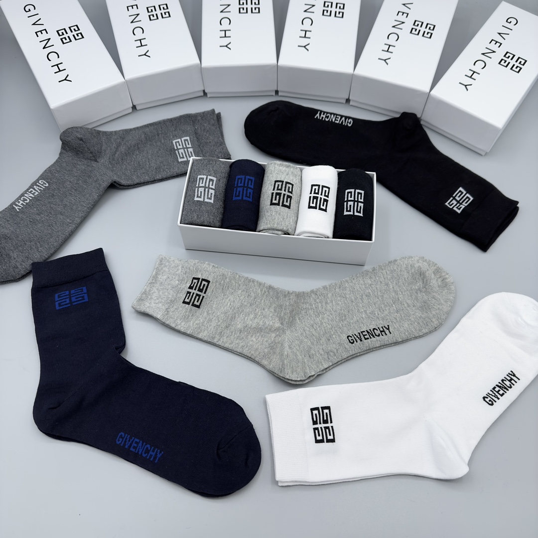 Givenchy Men's Ankle Socks - Breathable, Anti-Odor, and Comfortable (5-Pack) 6 i1704955856 213 3