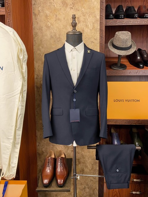 Louis Vuitton Men's Wool Blend Suit - Slim Fit, Modern Style 1 Louis Vuitton Men's Wool Blend Suit - Slim Fit, Modern Style