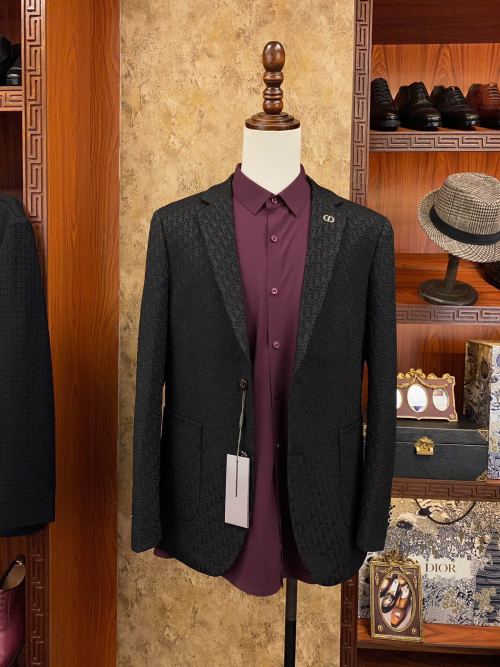 CDDior Premium Wool-Blend Blazer - Sophisticated Style & Comfort 1 CDDior Premium Wool-Blend Blazer - Sophisticated Style & Comfort