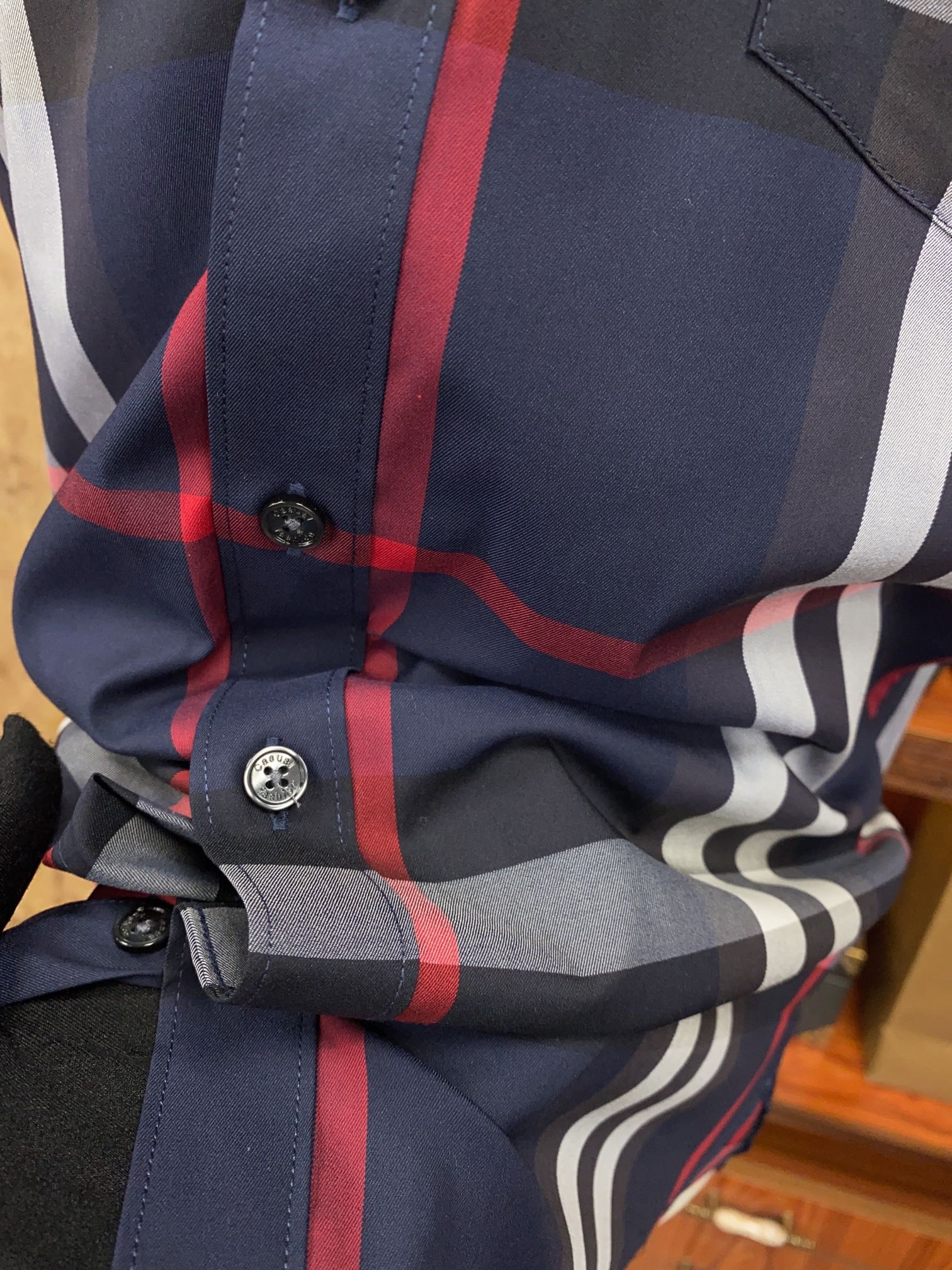 正品级别货！批260 Burberry巴宝莉 格子休闲衬衫 此批衬衫出自公司外贸原单，代工厂出品，品质杆