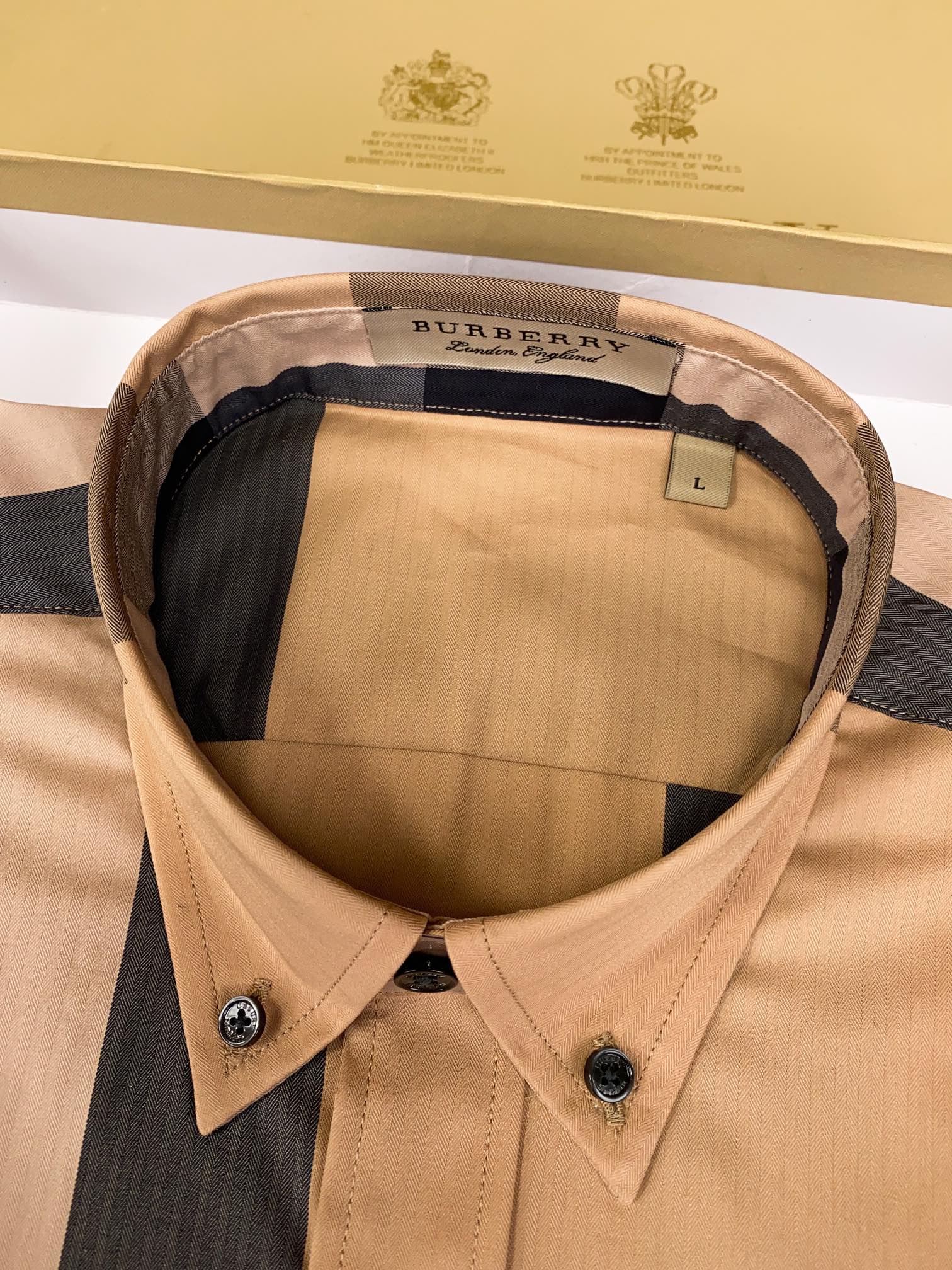 正品级别货！批260 Burberry巴宝莉 格子休闲衬衫 此批衬衫出自公司外贸原单，代工厂出品，品质杆